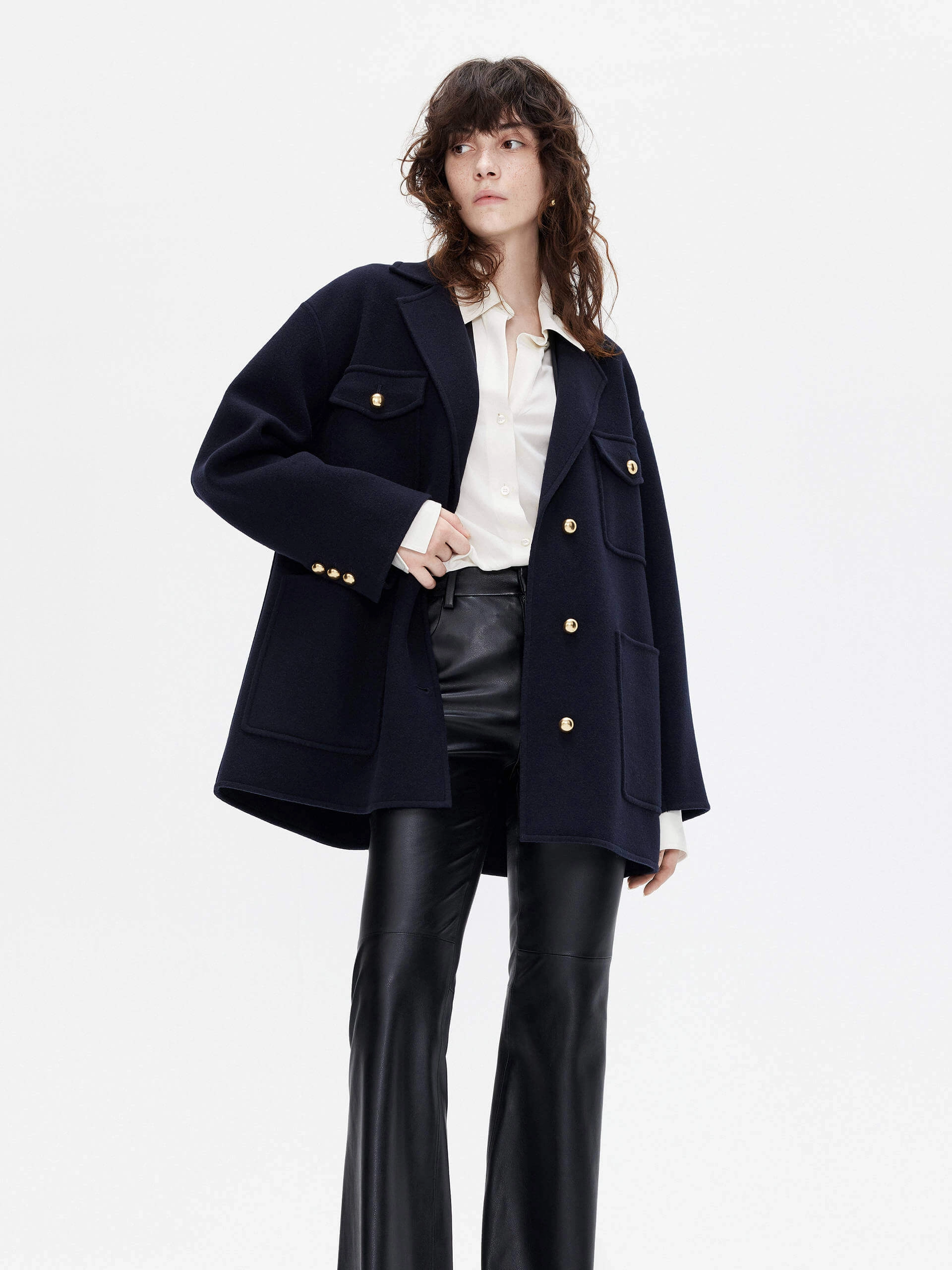 Front Pocket Mid Coat Clean Street Look