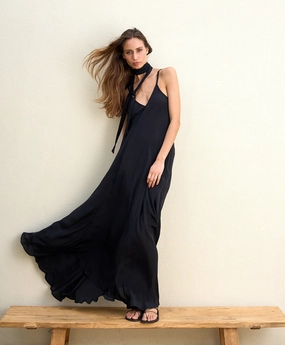 Romantic dinner wear Danni Dress