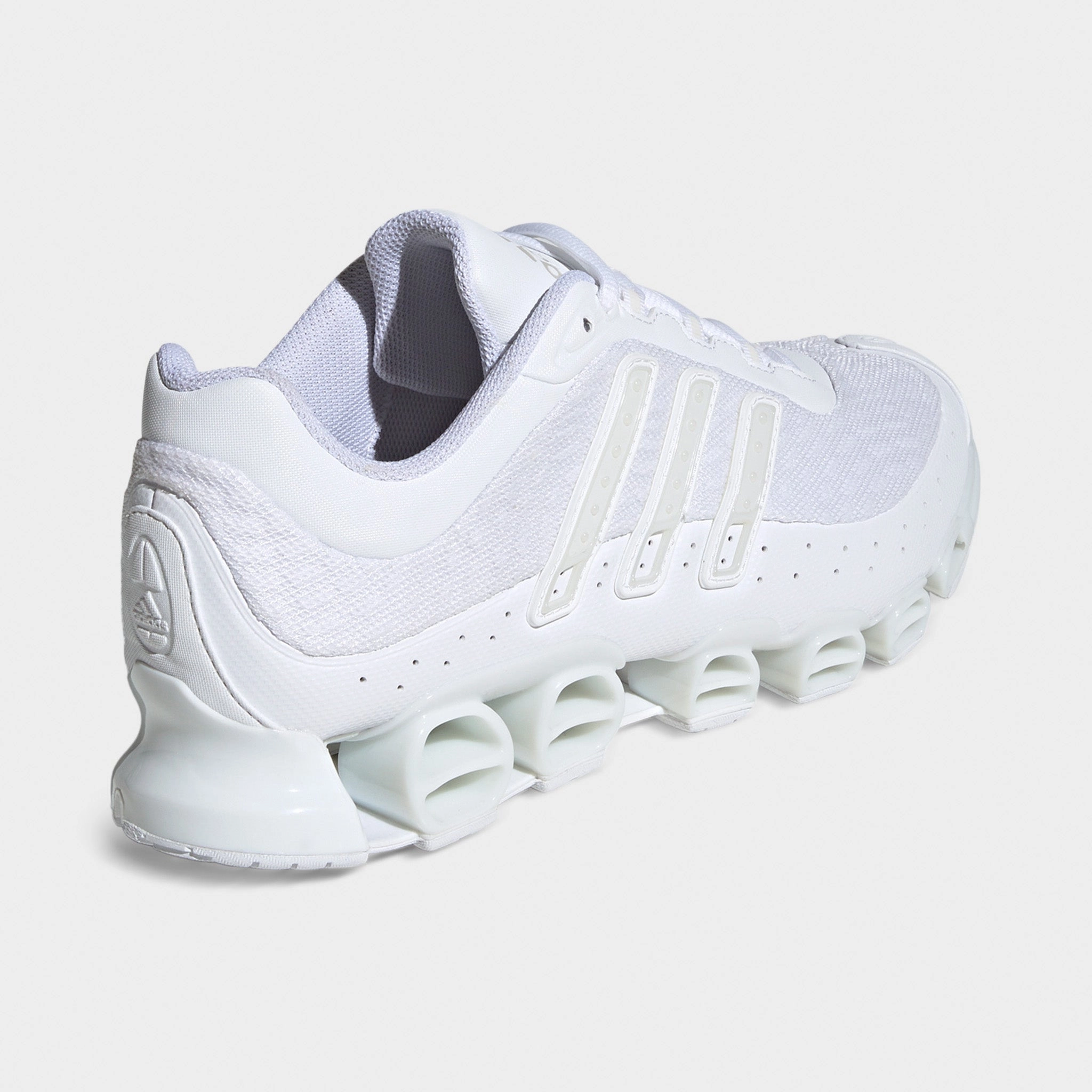 No Hassle Heel Comfort adidas Megaride White / White - Grey One