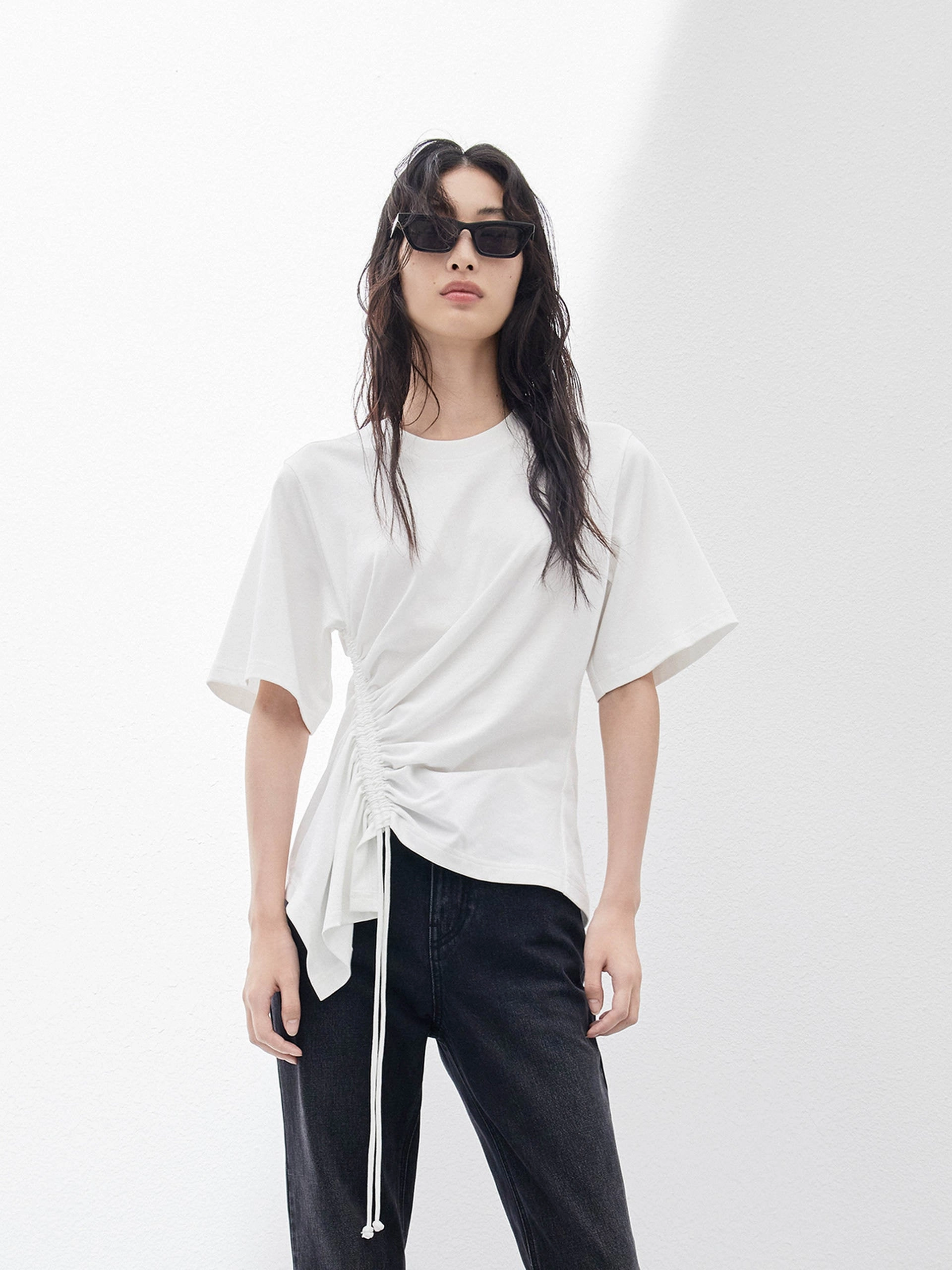Classic Outfit Style Organic Cotton Pleated Cotton T-shirt with Drawstring