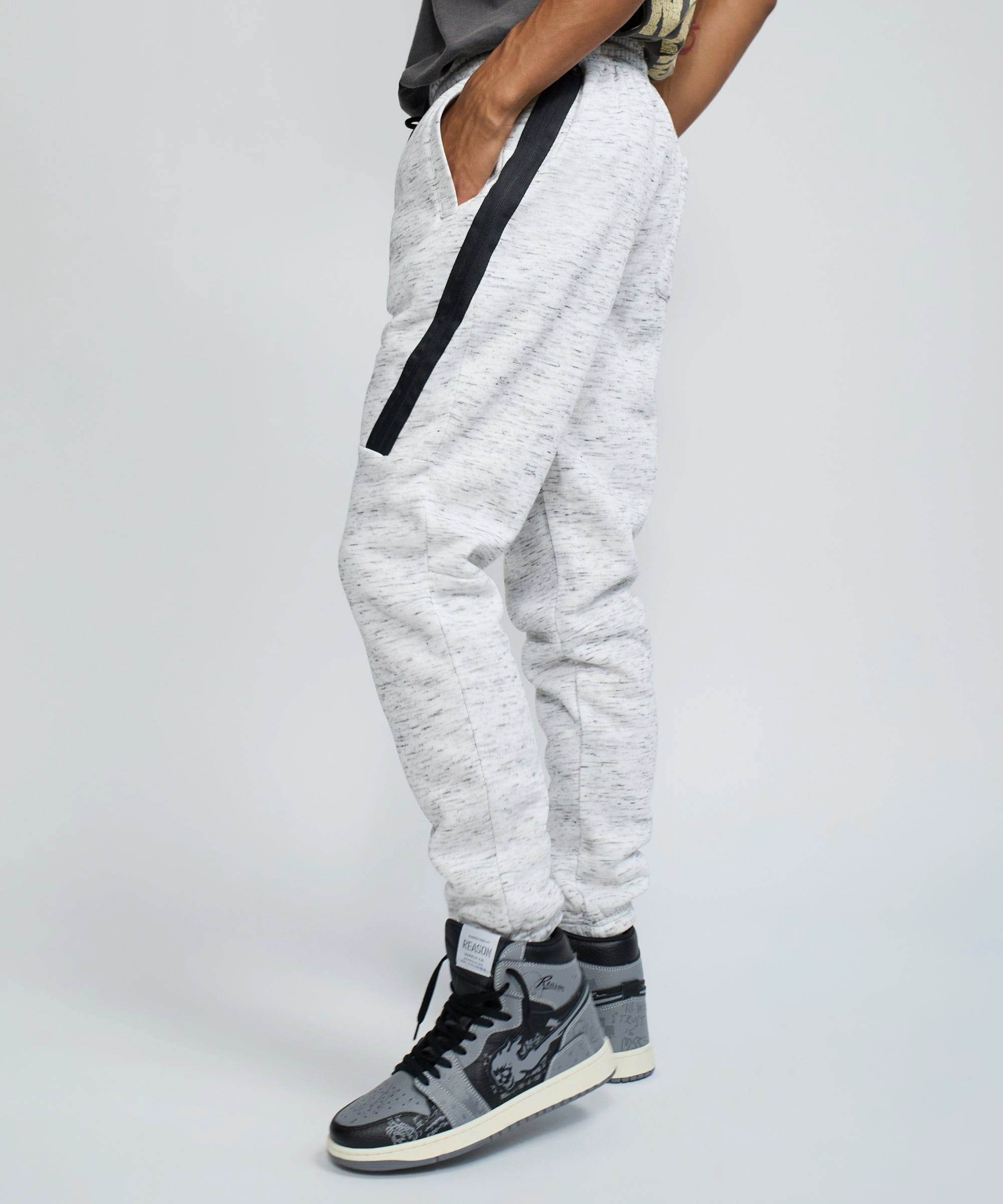 Haram Slim Fit Fleece Jogger With Zip Detail - White hypoallergenic Modern Comfort