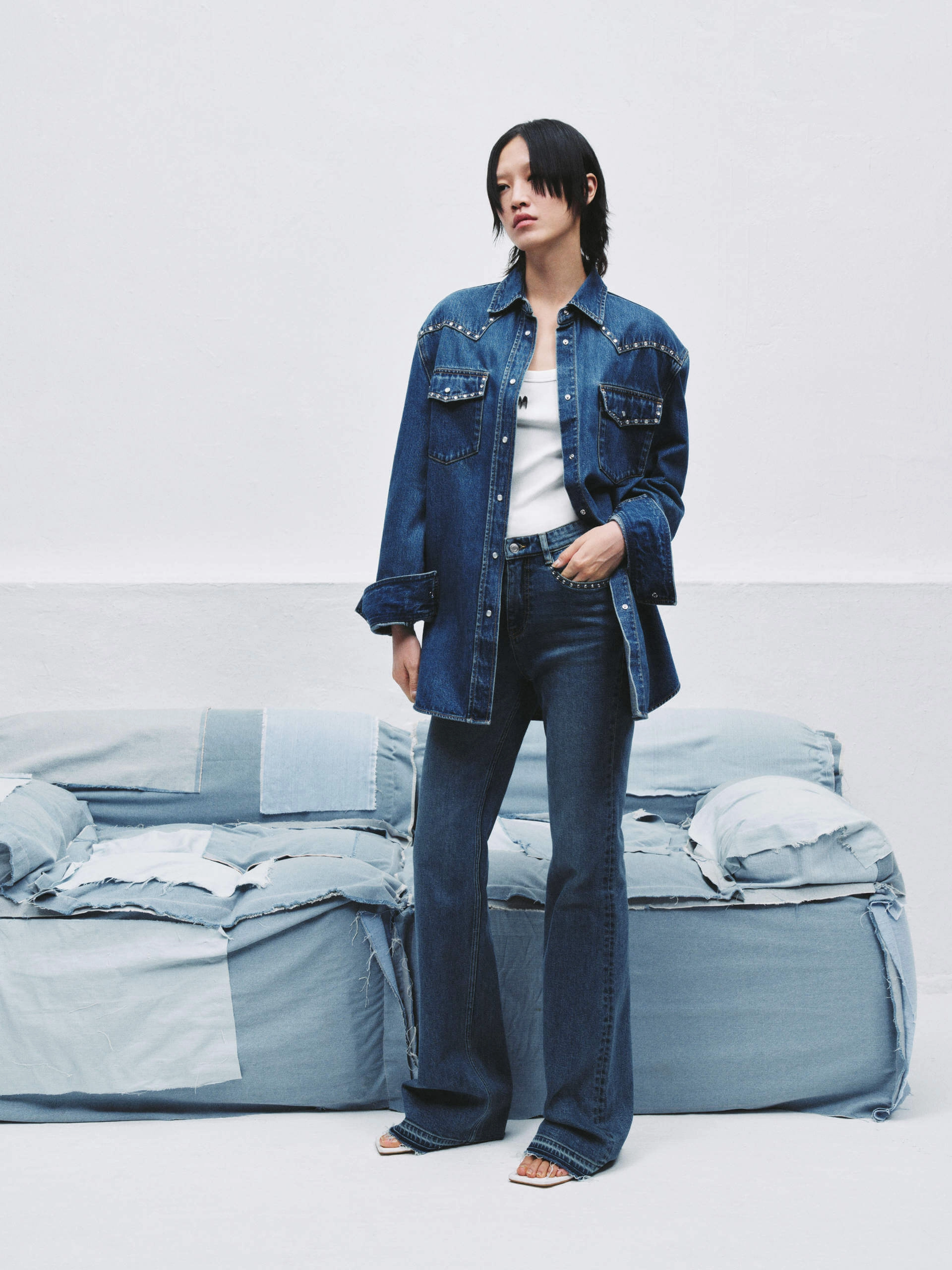 Zircon Detail Denim Jacket Tension Balanced Design Elasticated Trim