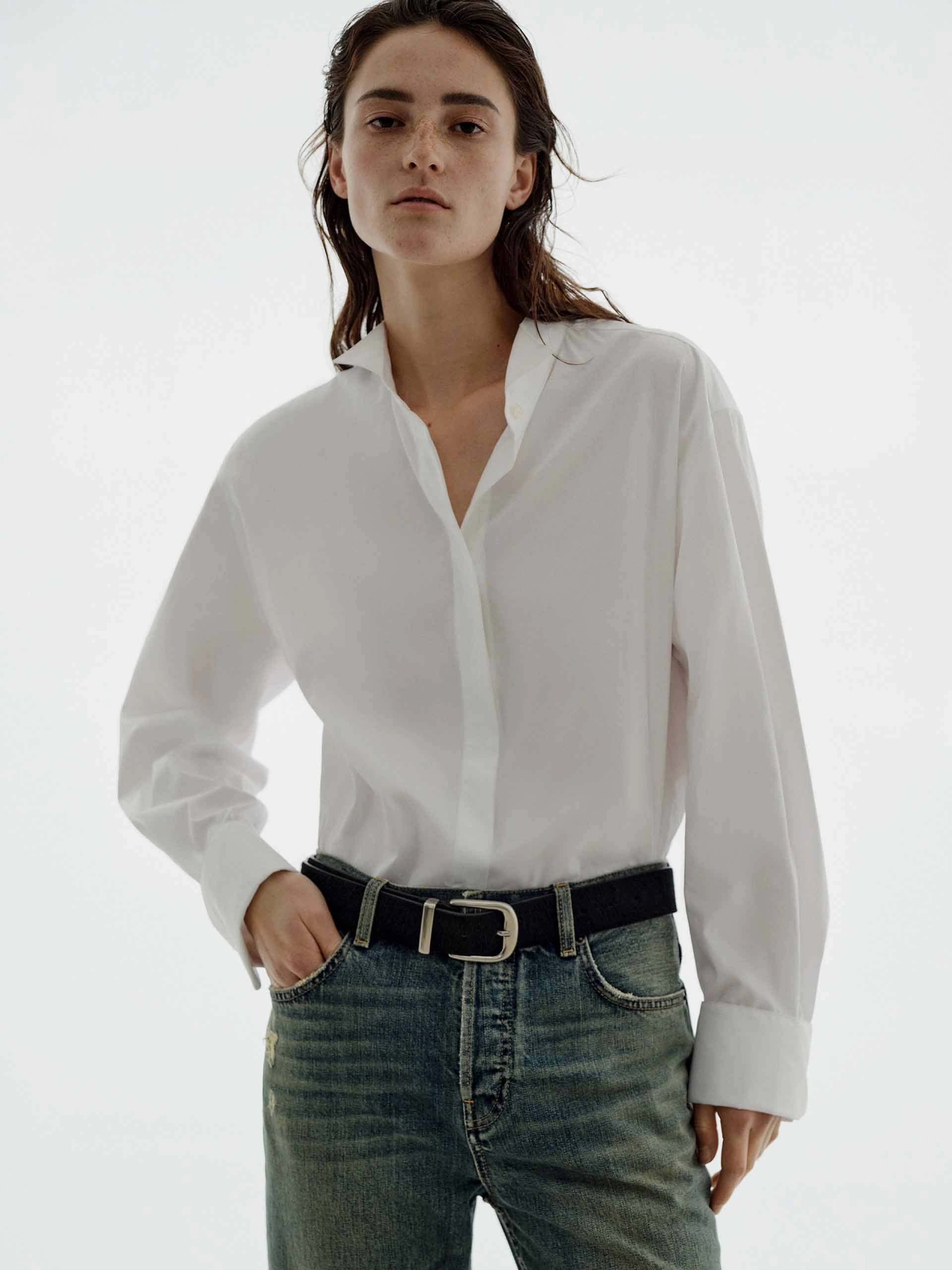 MoistureWicking Fabric Hidden Button Cotton Shirt