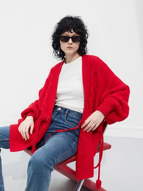 Unstructured Silhouette Cheongsam Buckle Wool Cardigan