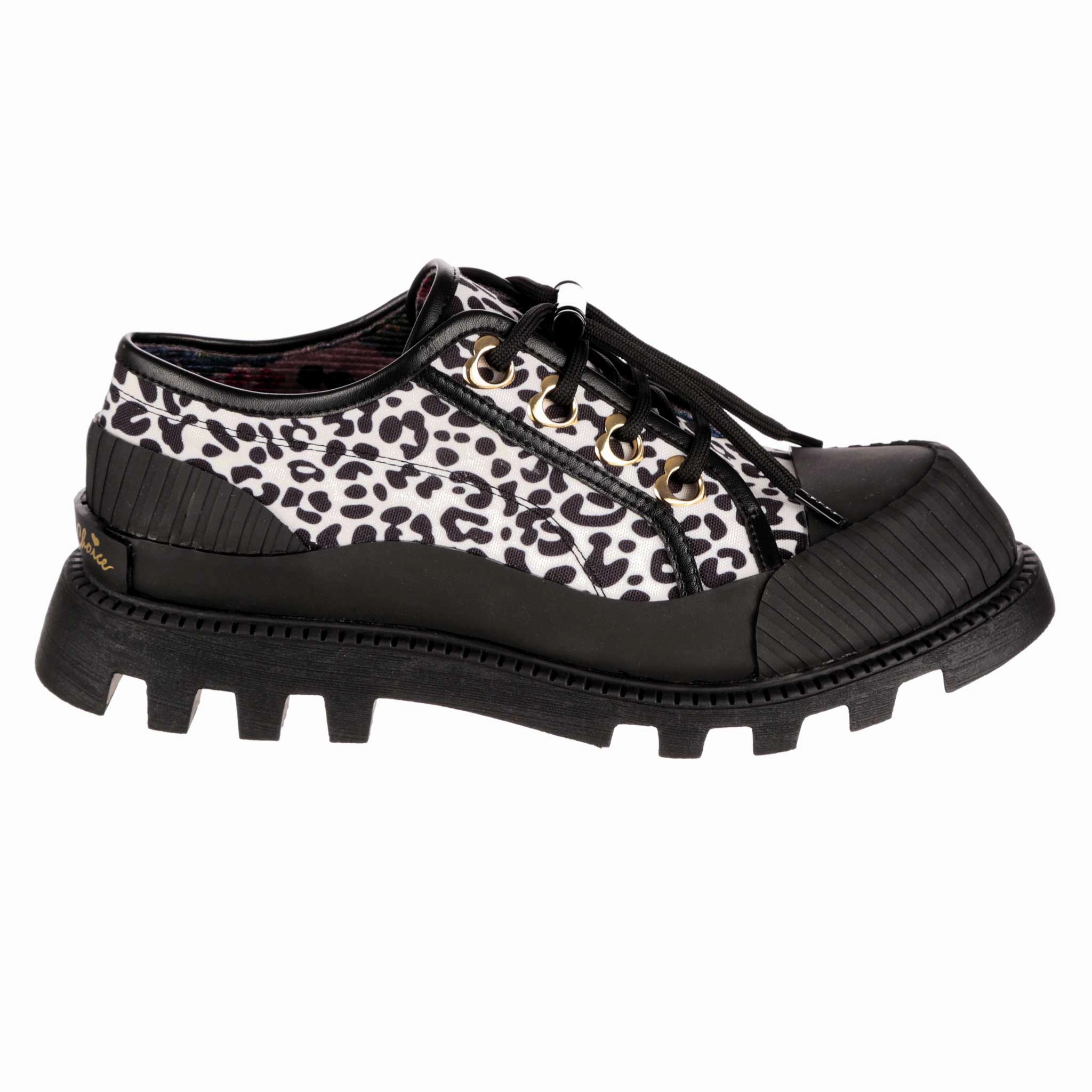 Slice Of Bread Easy Slip-On Shoes Multi Use
