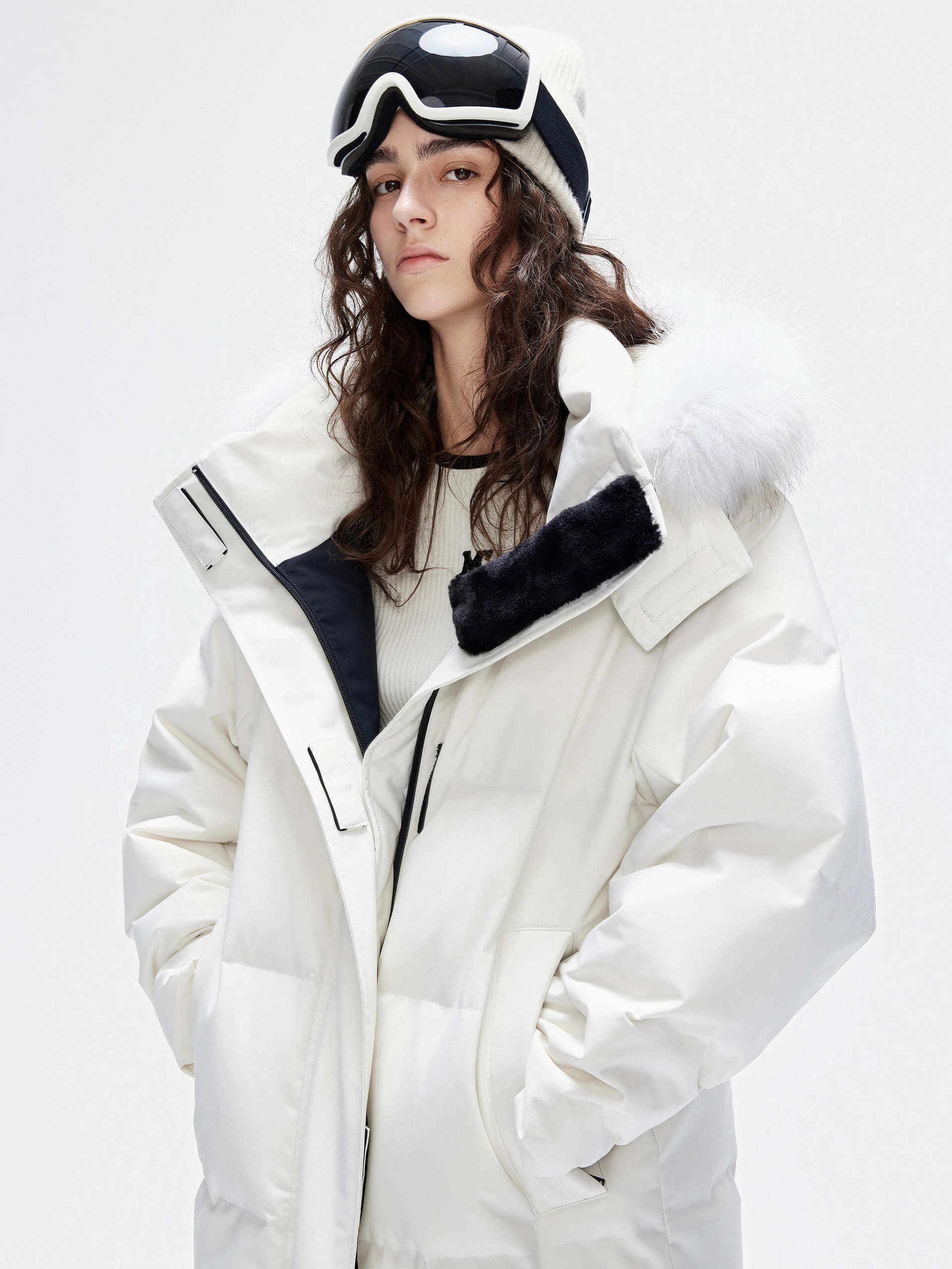 Hooded Down Puffer Coat Stylish Comfort Compact Storage