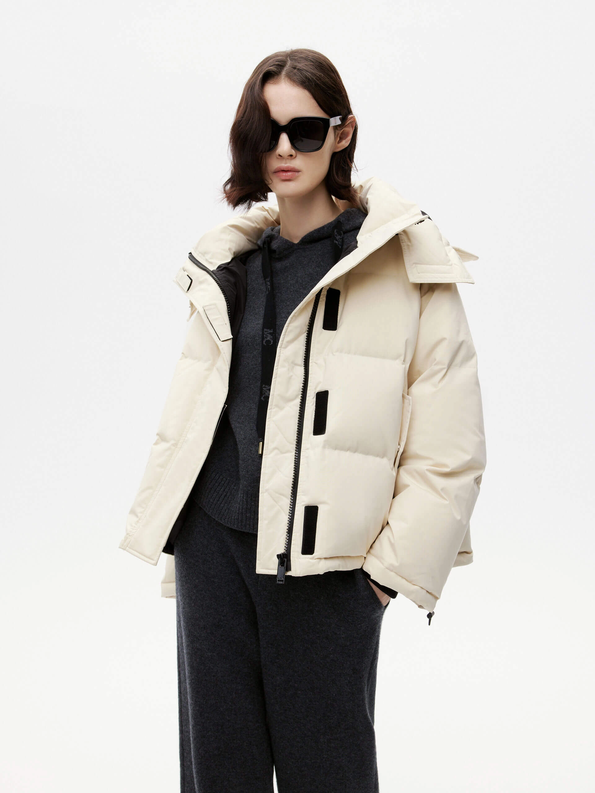 Odor Resistant Treatment Hooded Short Down Jacket