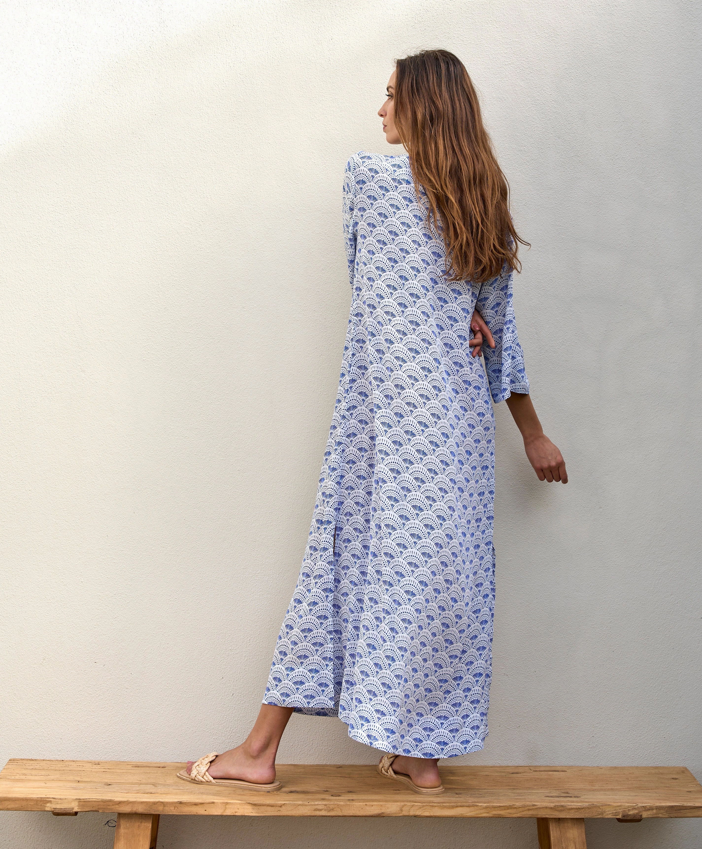 Formal-look Street Mood Clara Kaftan