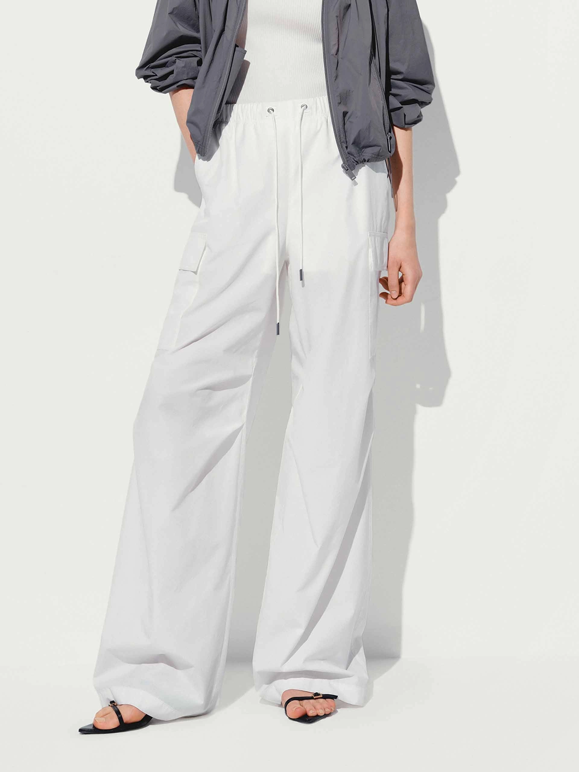 Sport Performance Design Casual Essentials Cargo Pocket Drawstring Pants