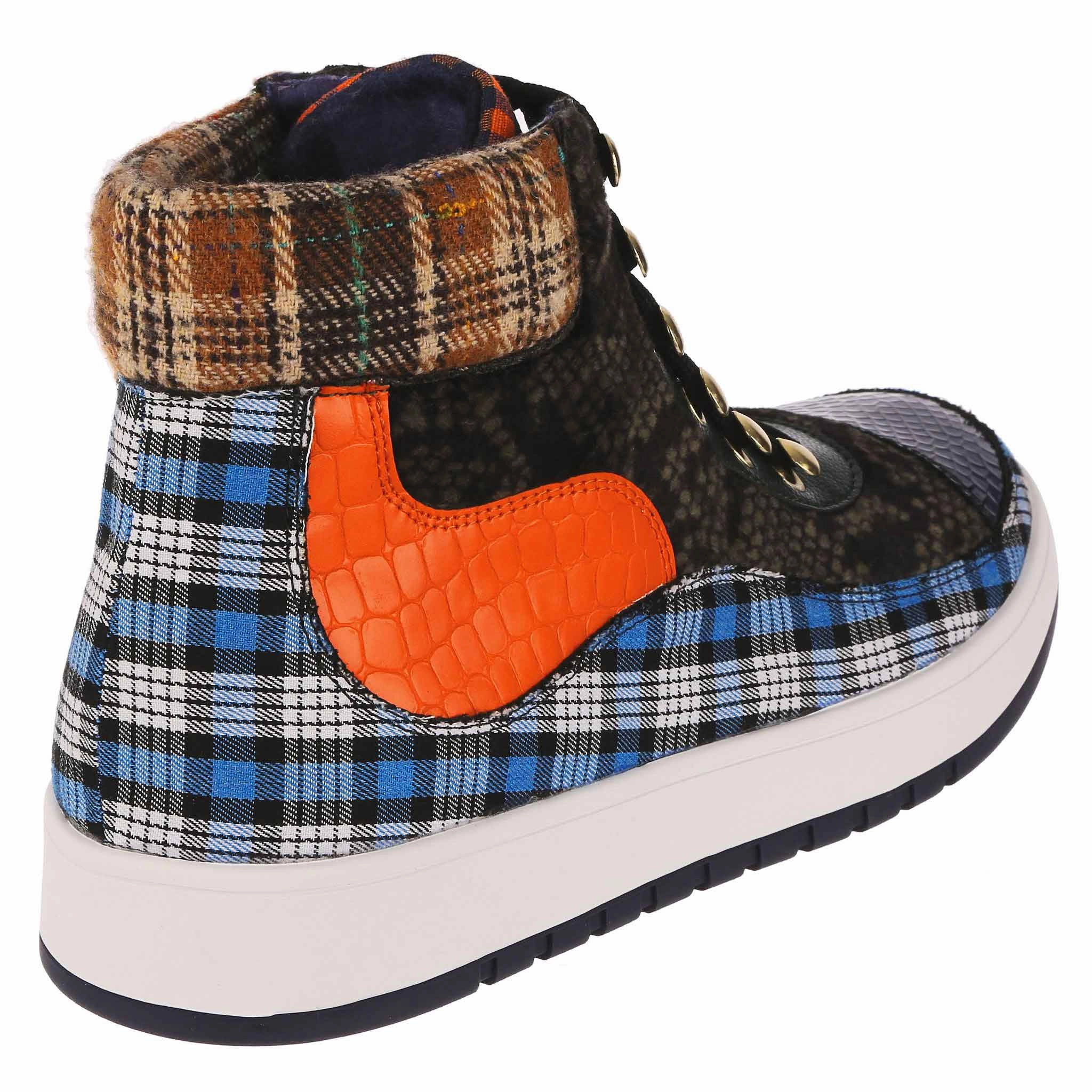 Stoney Beach Fashion-forward style Classic Footwear
