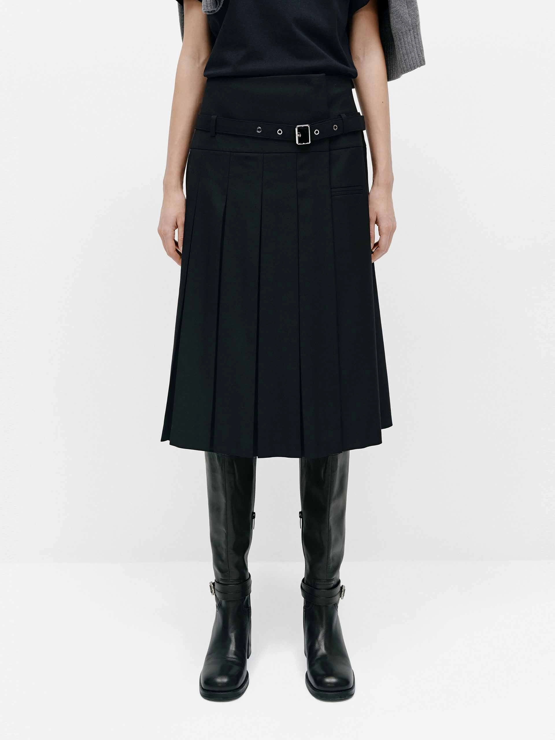 Seam-Free Casual Chic Look Irregular Hem Pleated Skirt