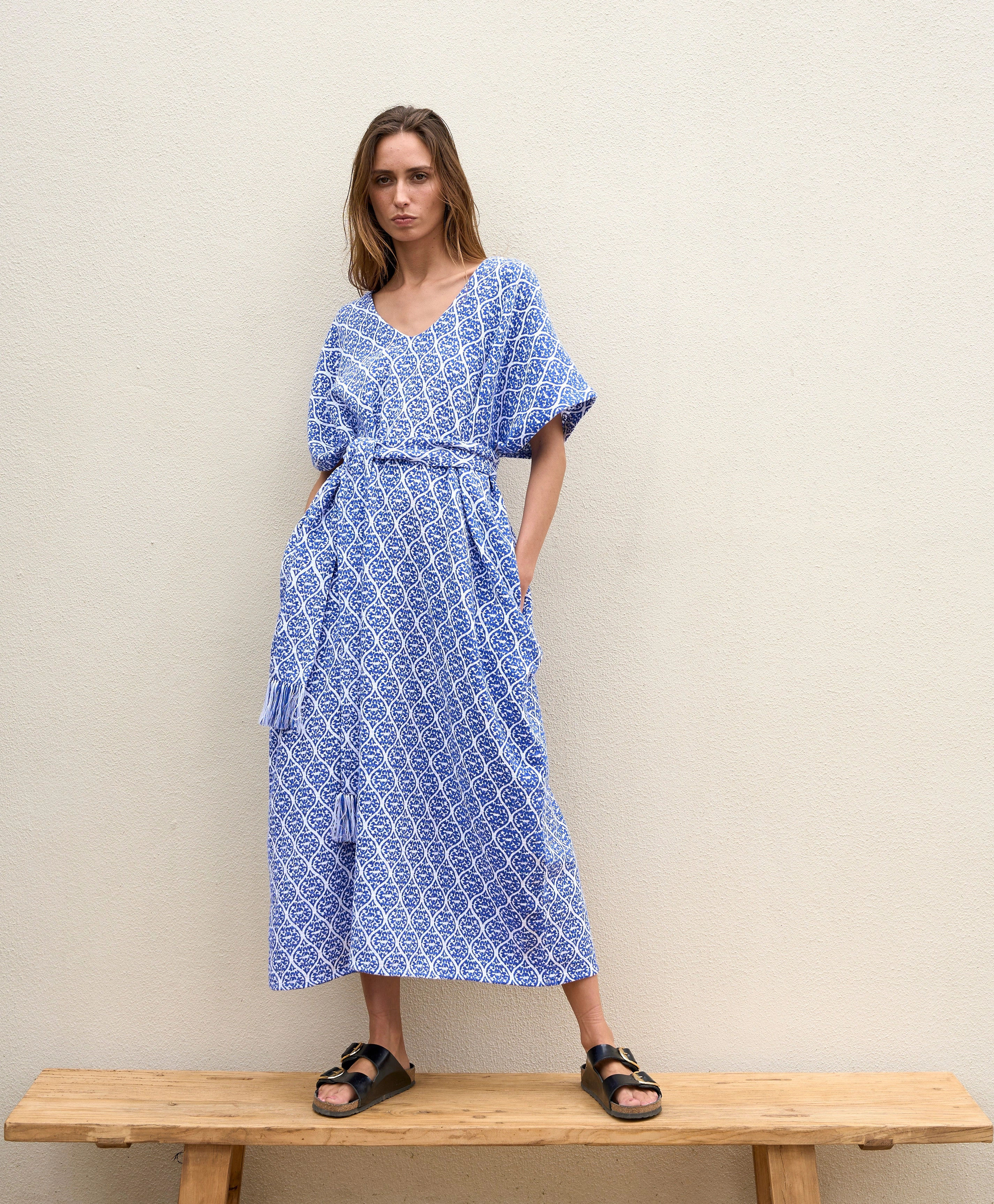 Jotti Dress Flowing Design Noble Glow