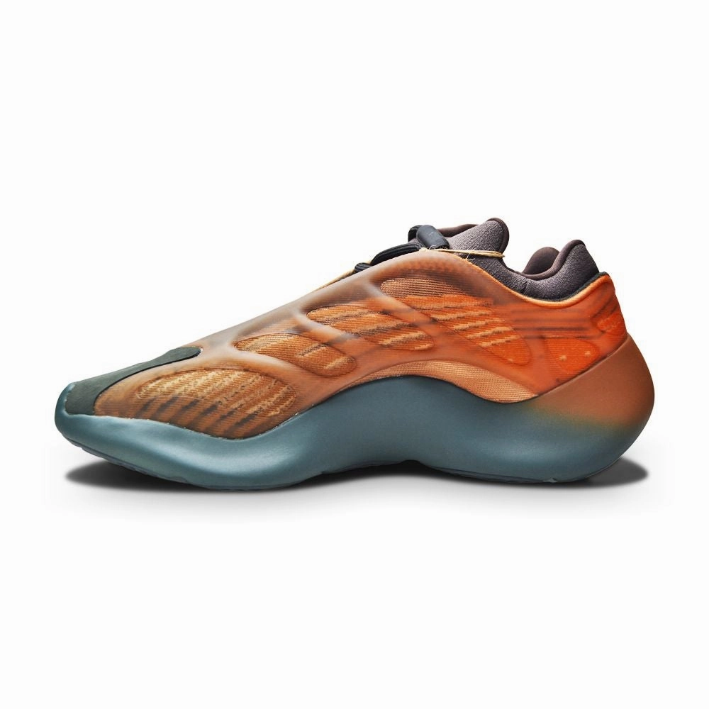 Mens Adidas Yeezy 700 V3 - GY4109 - "Copper fade" Daily Go-To