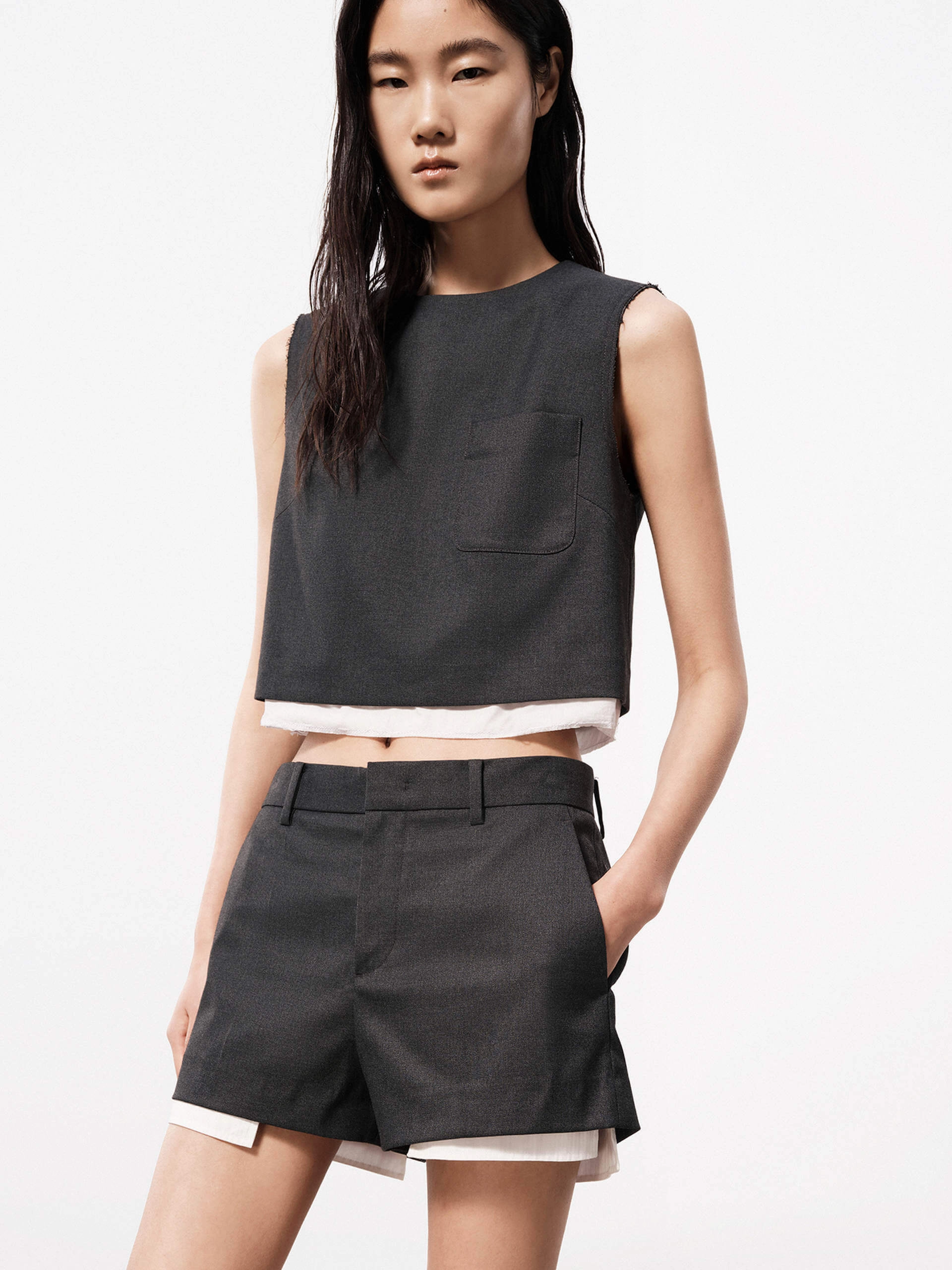 Sporty T-shirt Stylish T-shirt Layer Detail Sleeveless Top