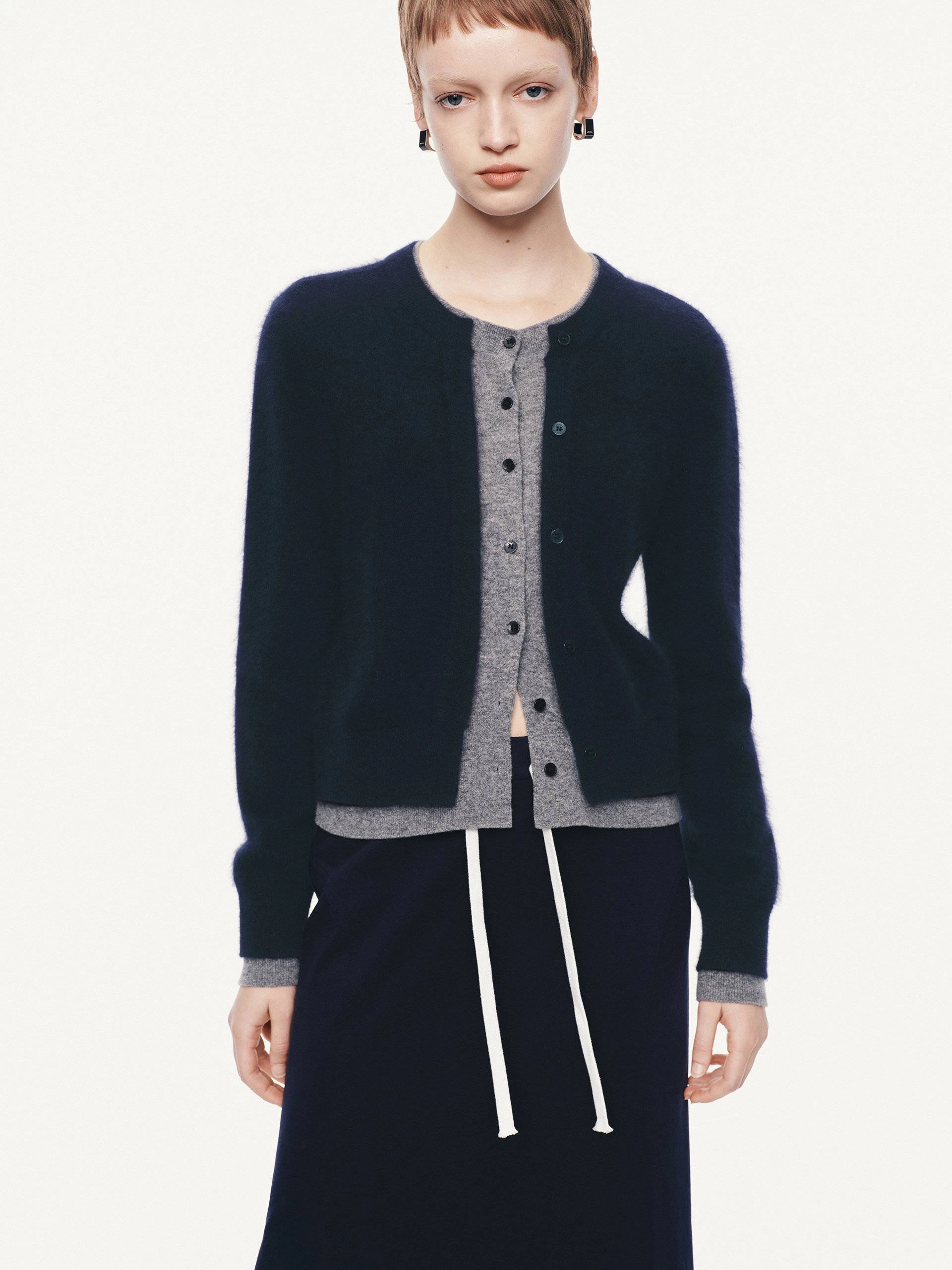 Light material Layered Round Neck Cardigan