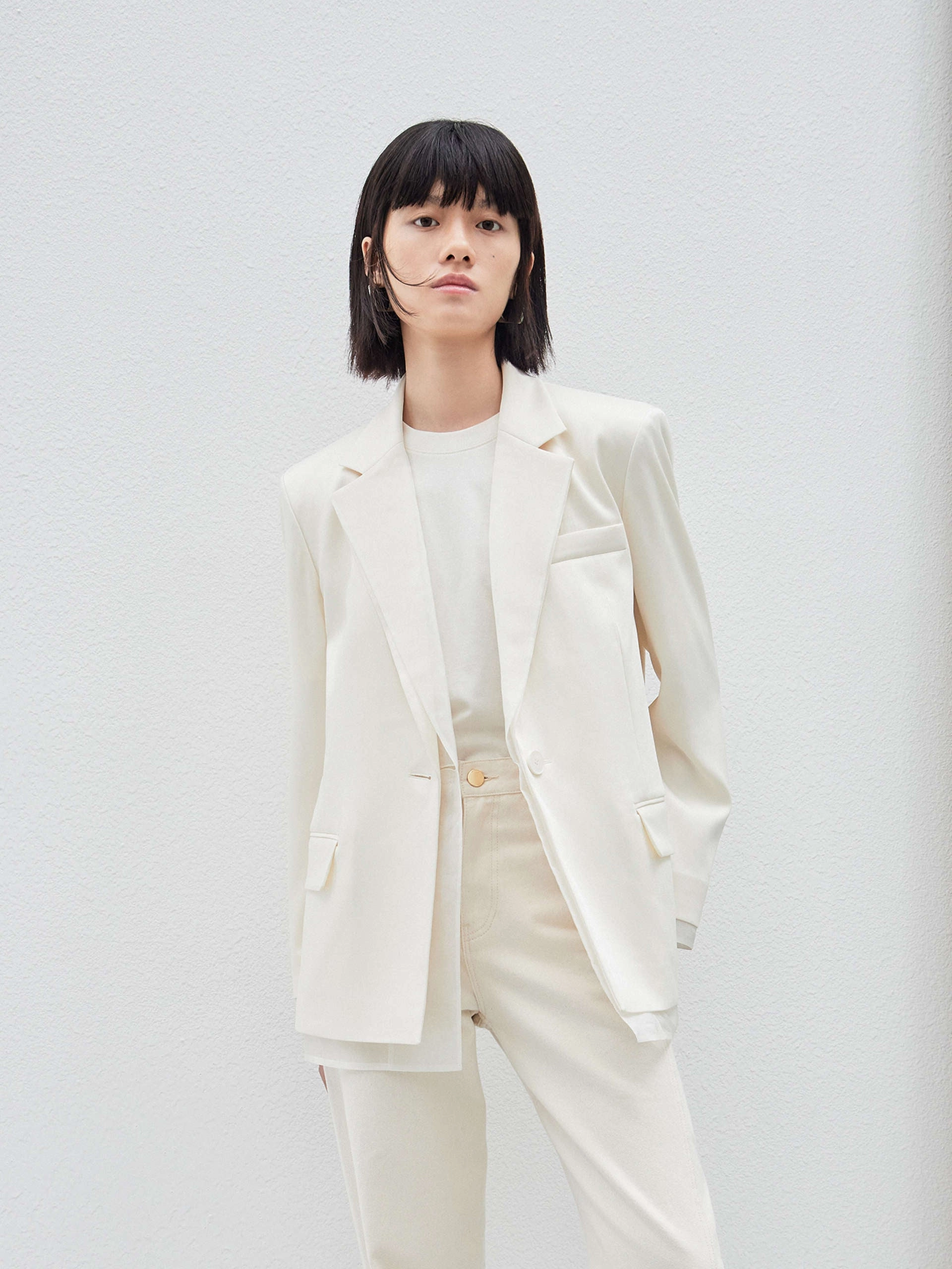 Layered Structure Blazer Contoured Silhouette Foldable Storage