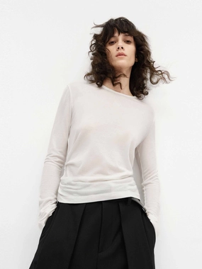 Lightweight Side Pleated T-shirt ZeroDistressFinish Trendy Vibe
