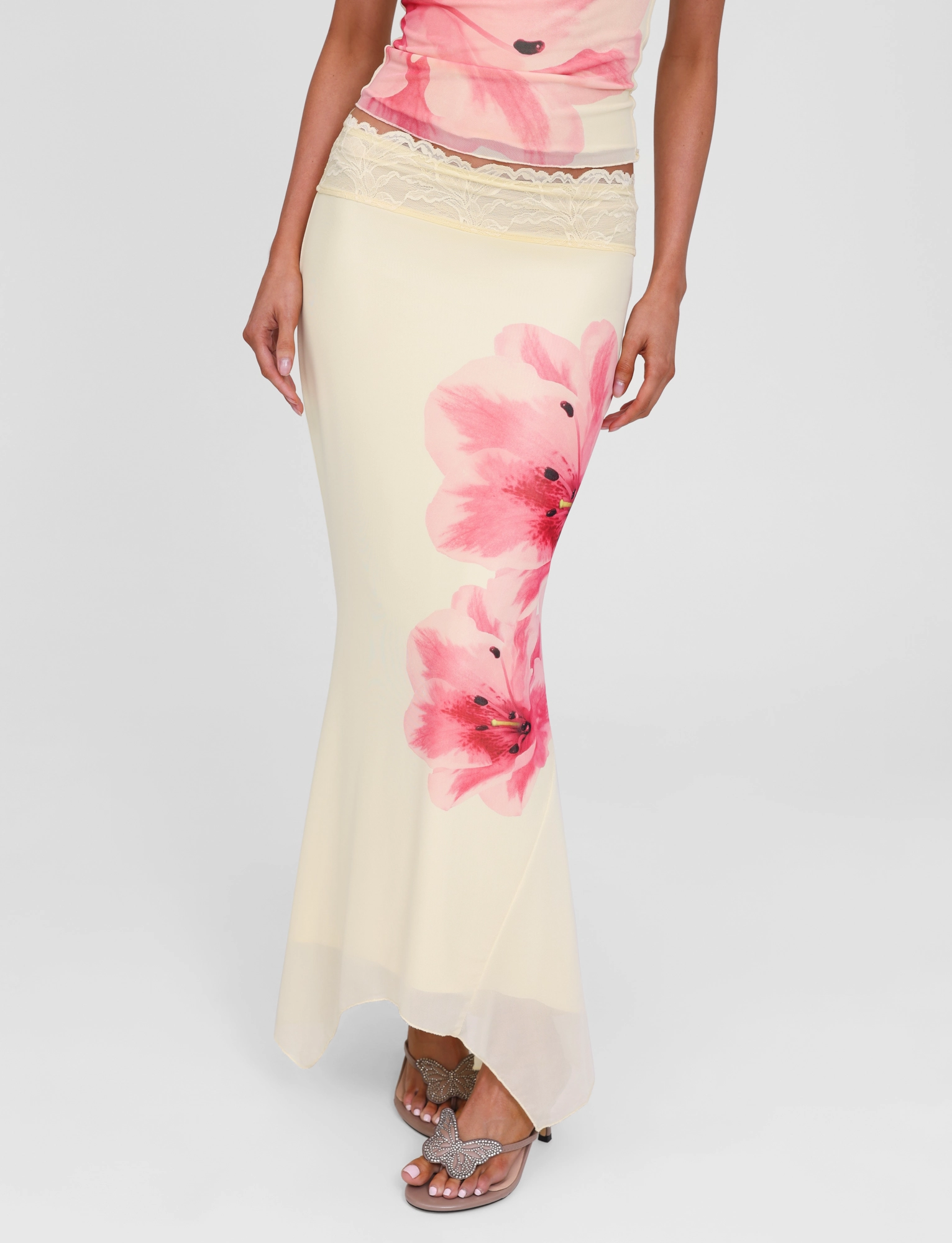 LILLIAN SKIRT - YELLOW Resort Vacation Twist Knot Details