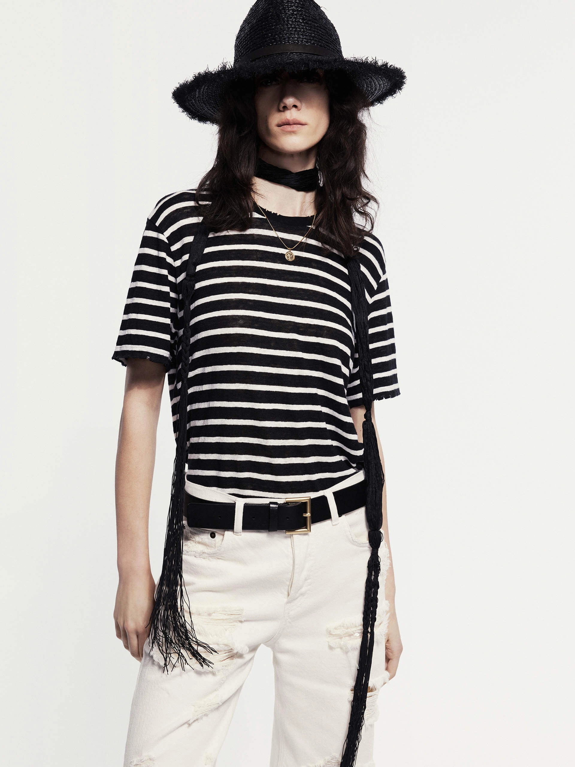 windproof LayeringFriendly Linen Distressed Detail T-shirt