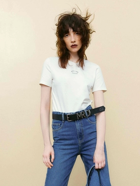 Holiday Trend Logo Details Slim T-shirts