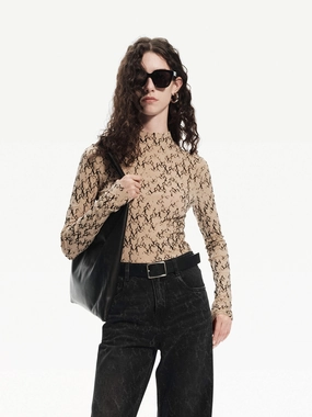 Logo Print Stretchy Top DroppedShoulder