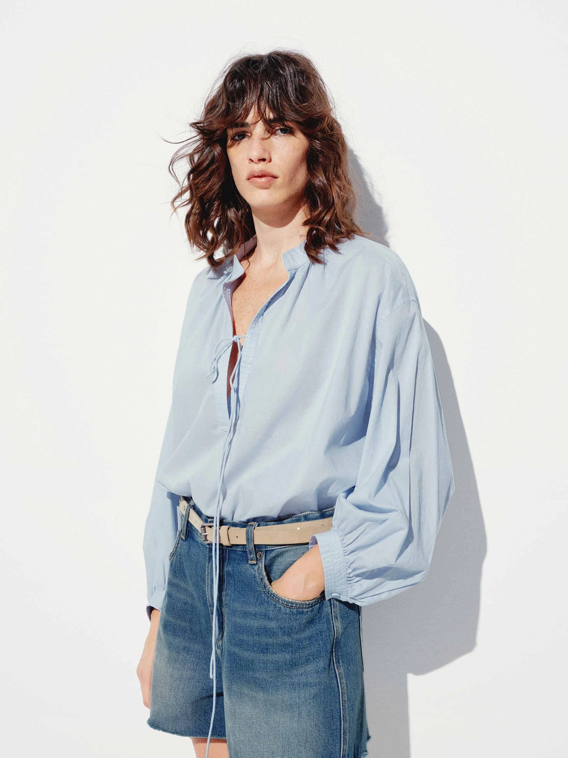 Non Closure Collar Long Sleeves Tie Blouse
