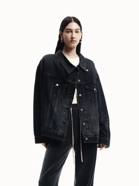 Temperature Regulating Lining Ventilated Back Loose Denim Jacket