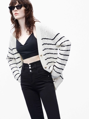 Loose Stripes Knit Cardigan Midweight Texture