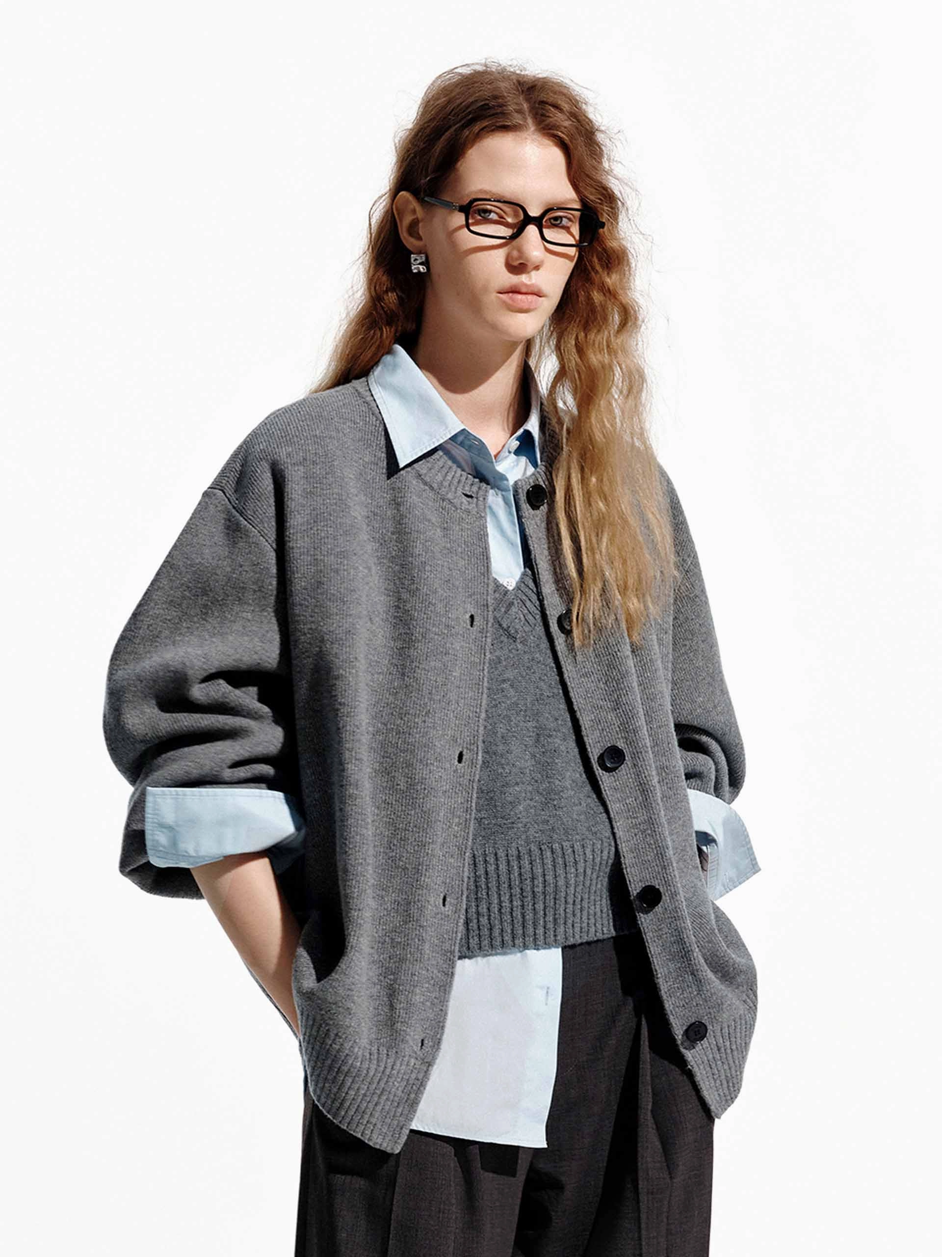 Anti Microbial Lining Simple Pullover Loose Wool Knit Cardigan