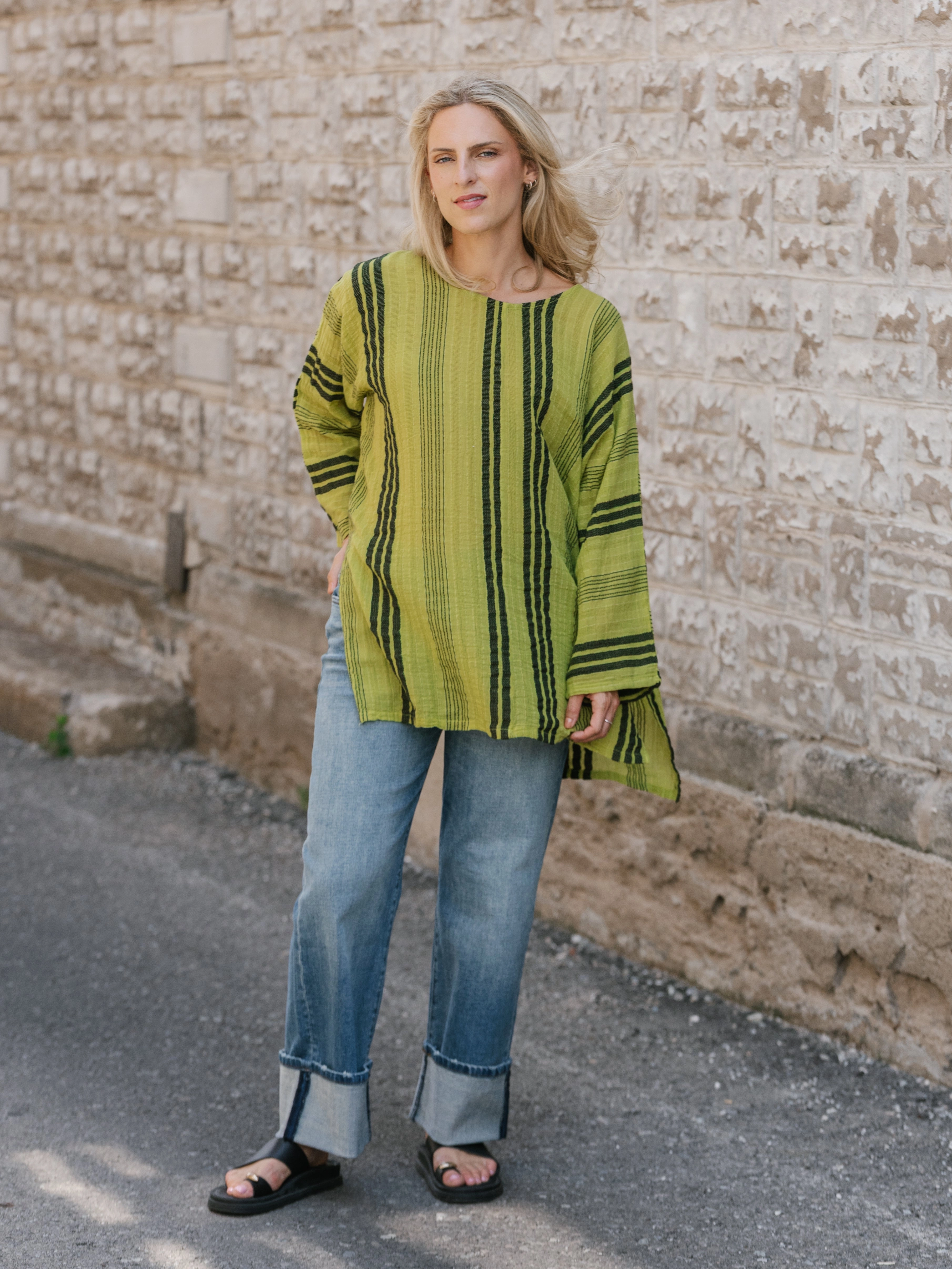 OversizedSilhouette Lotus Pullover
