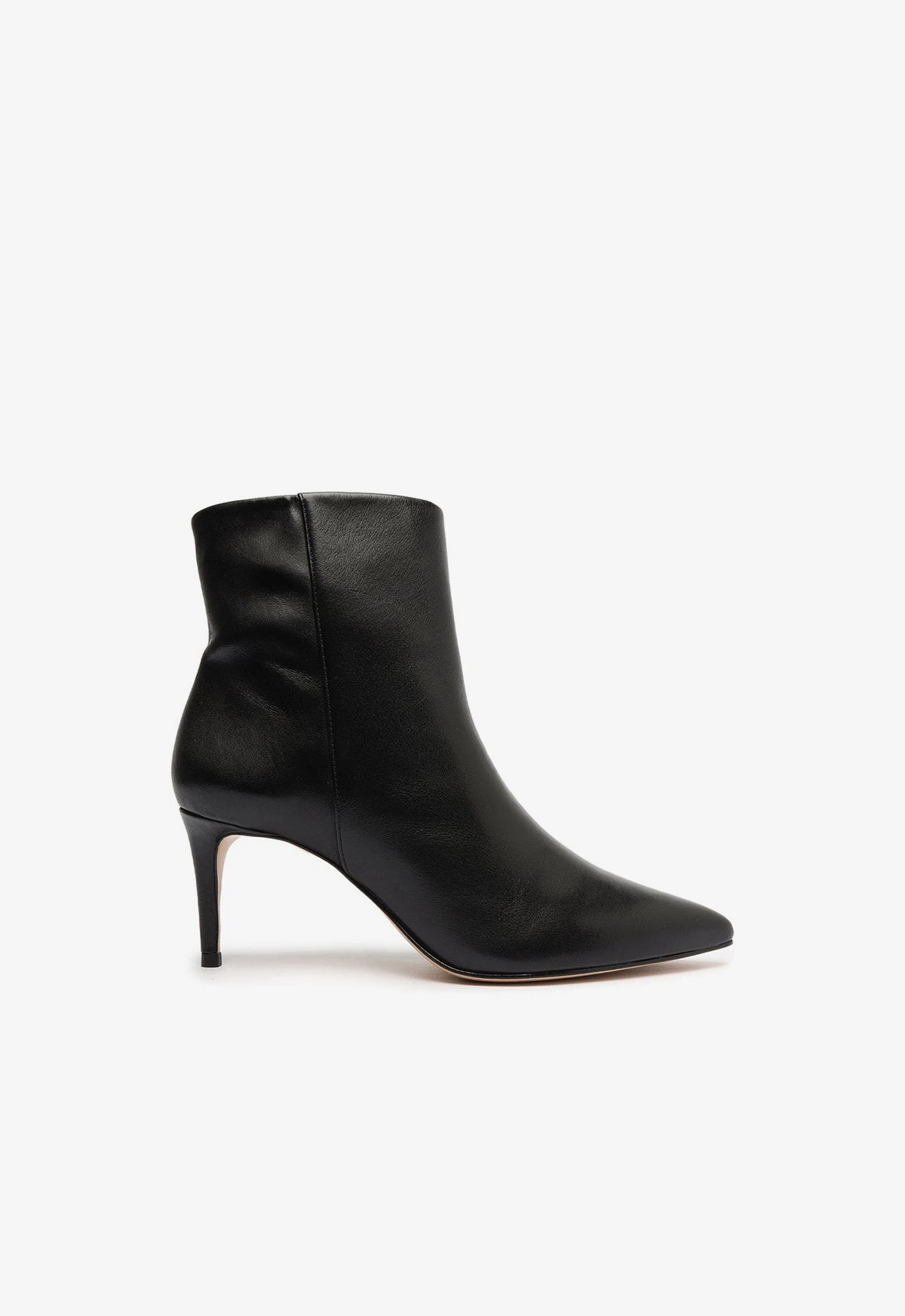 Magali Mid Leather Bootie Winter Scene