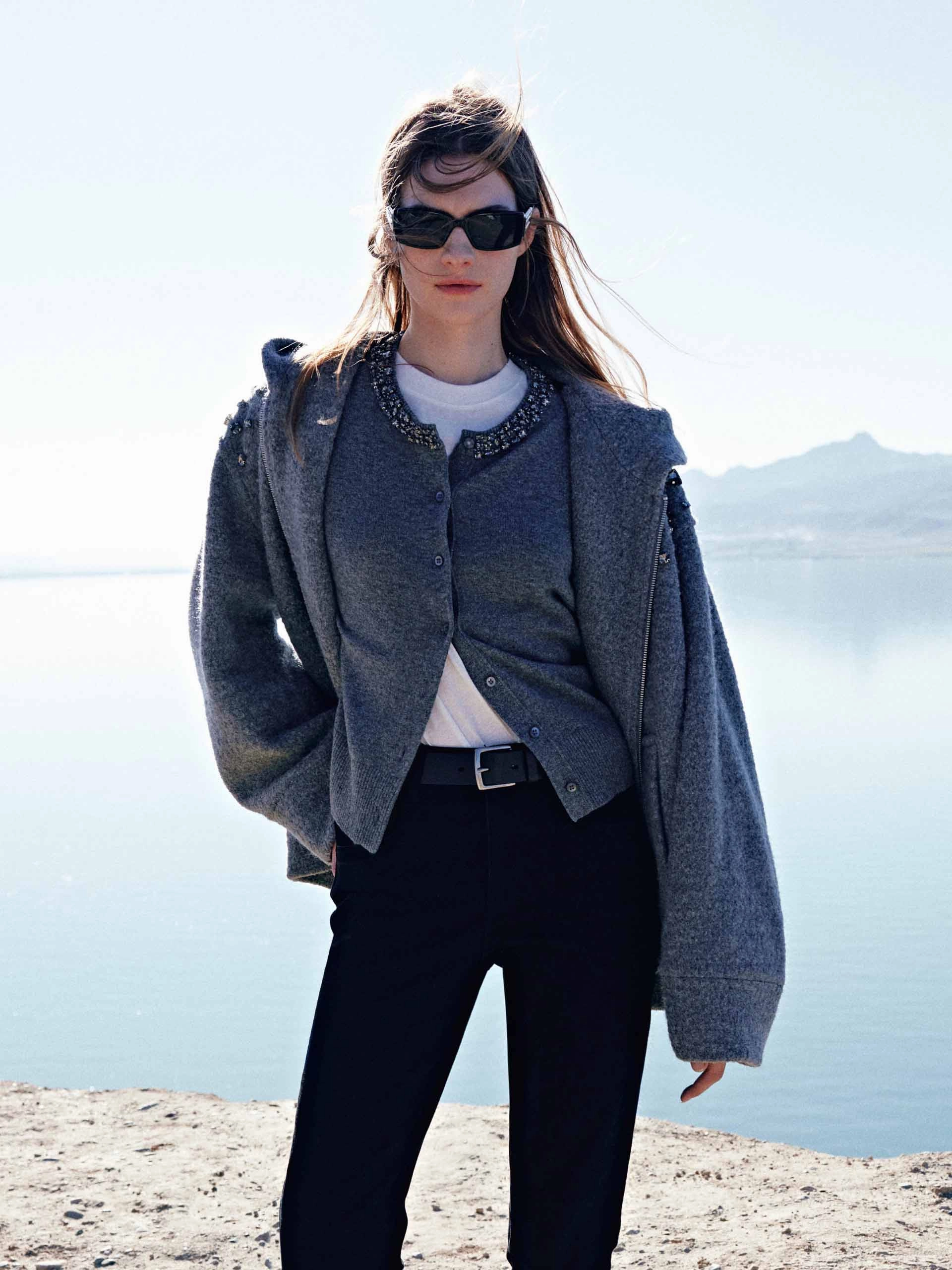 Merino Wool Hooded Jacket Breathable Design