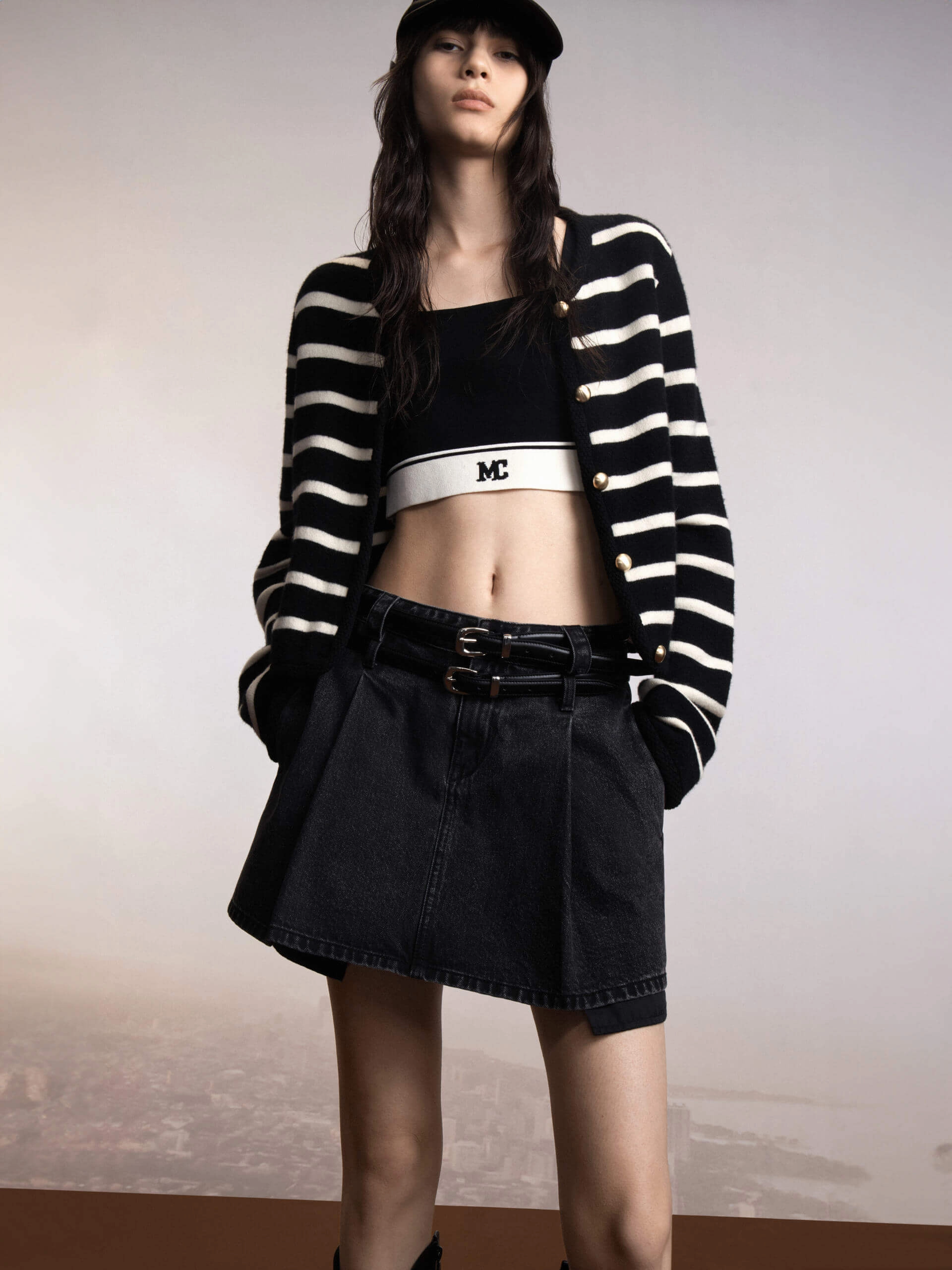 QuickDry Texture Rubberized grip Metal Button Striped Cardigan
