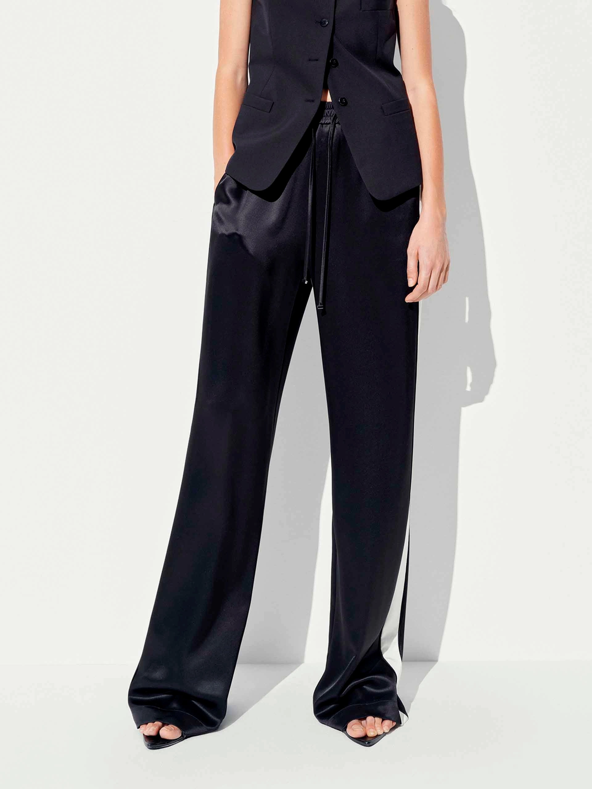 Outdoor Essentials Contrast Drawstring Waist Trousers