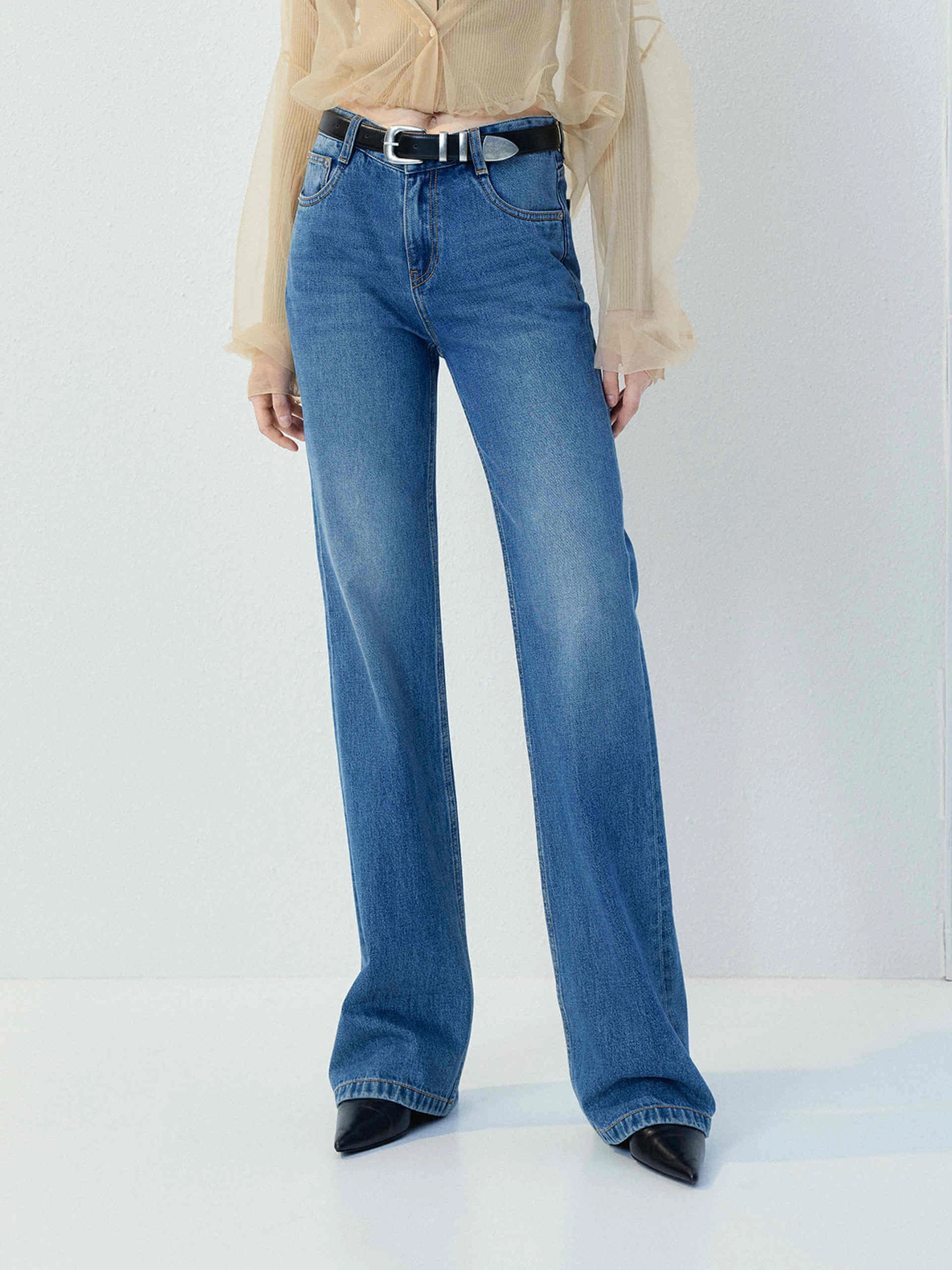 Comfy Classic High Quality Vibrant Trendy Mid Waist Full Length Jeans