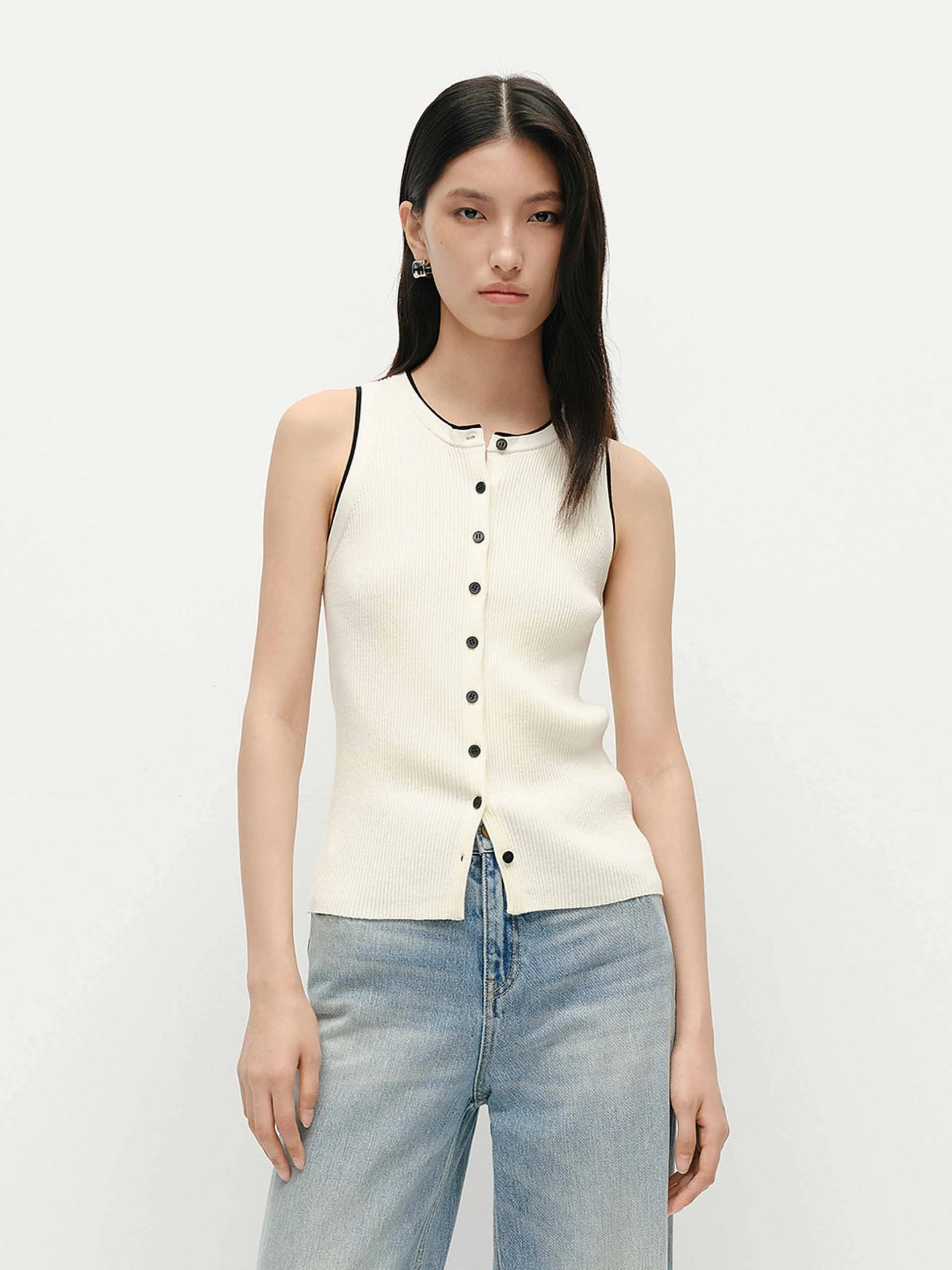 Button Detail Knit Vest Sustainable Waterproofing Layered Collar System