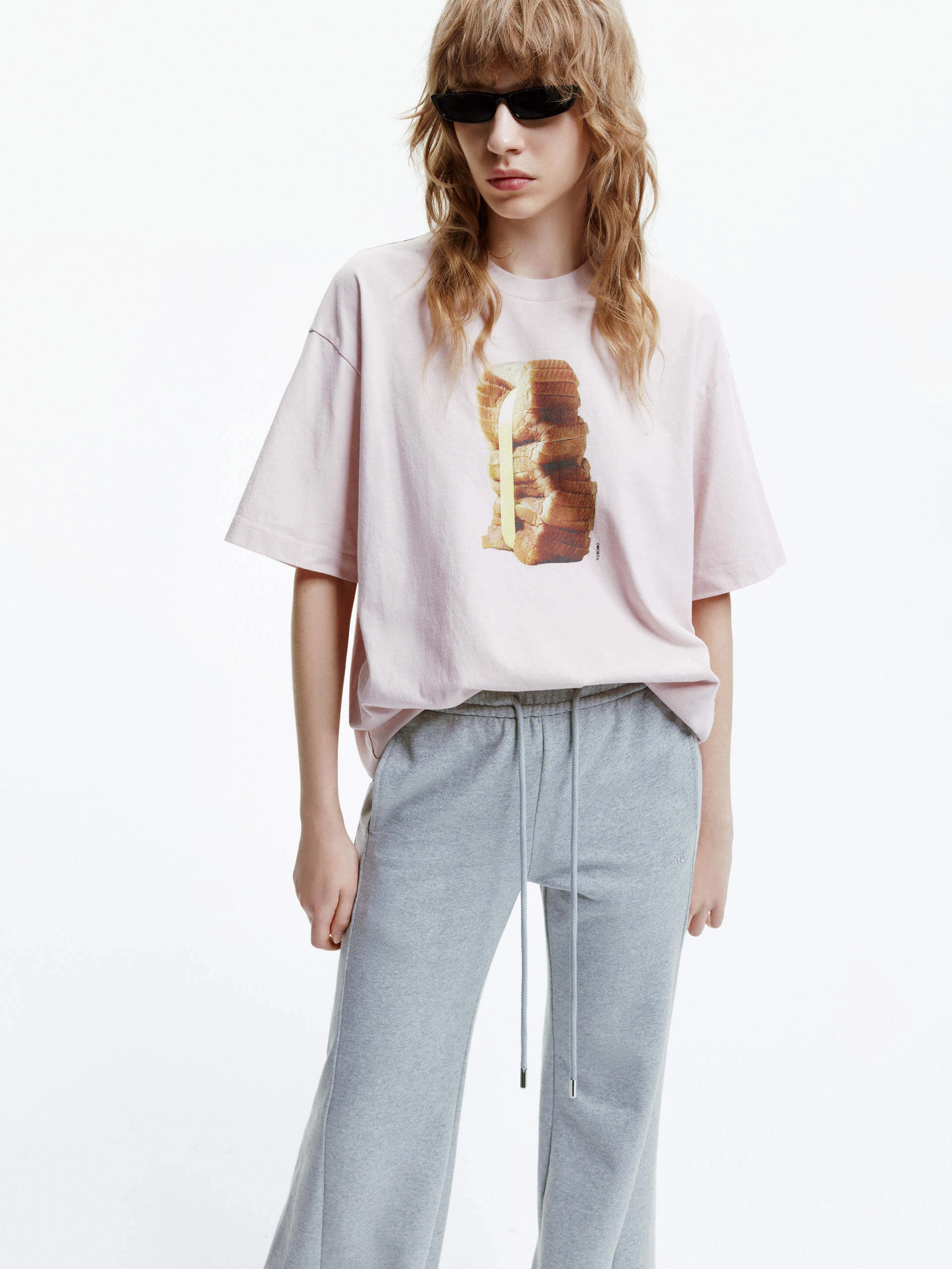 Easy Care Material Bread Pattern Cotton T-shirt