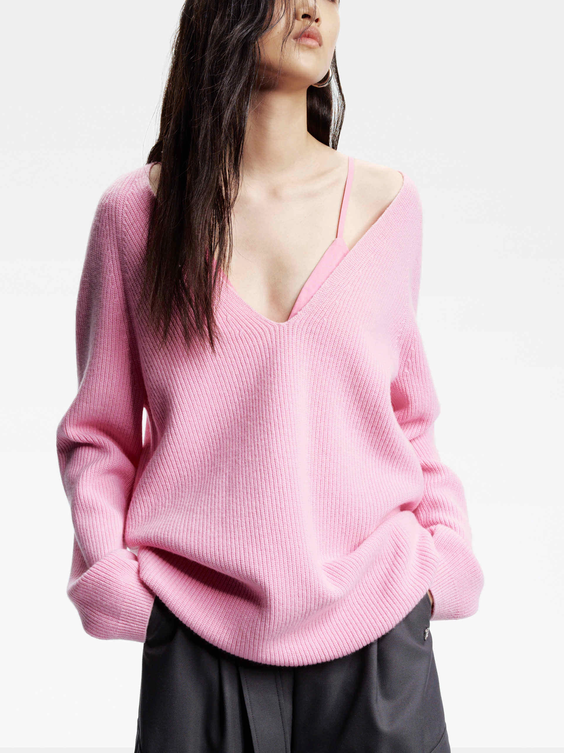 NonIrritating Seams Deep V-neck Wool Sweater