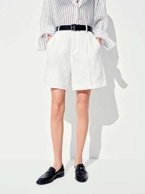 Core Essential Linen Straight Shorts
