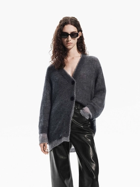 Seamless construction NonScratchSurface Layered Detail Loose Cardigan