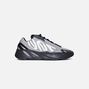 Rugged Traction Adidas Yeezy Boost 700 MNVN Metallic