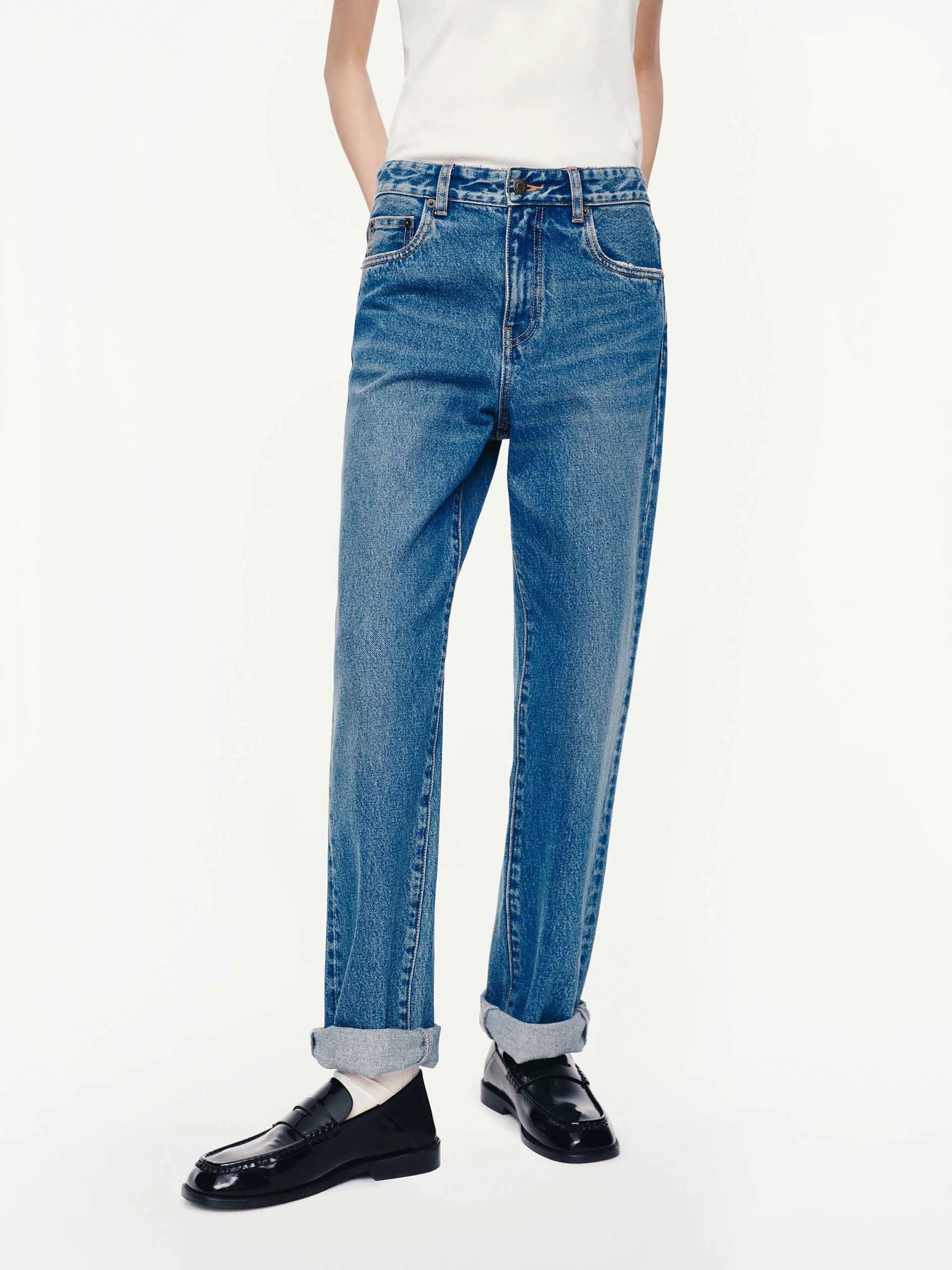 Straight Cut Blue Jeans Durable Weave