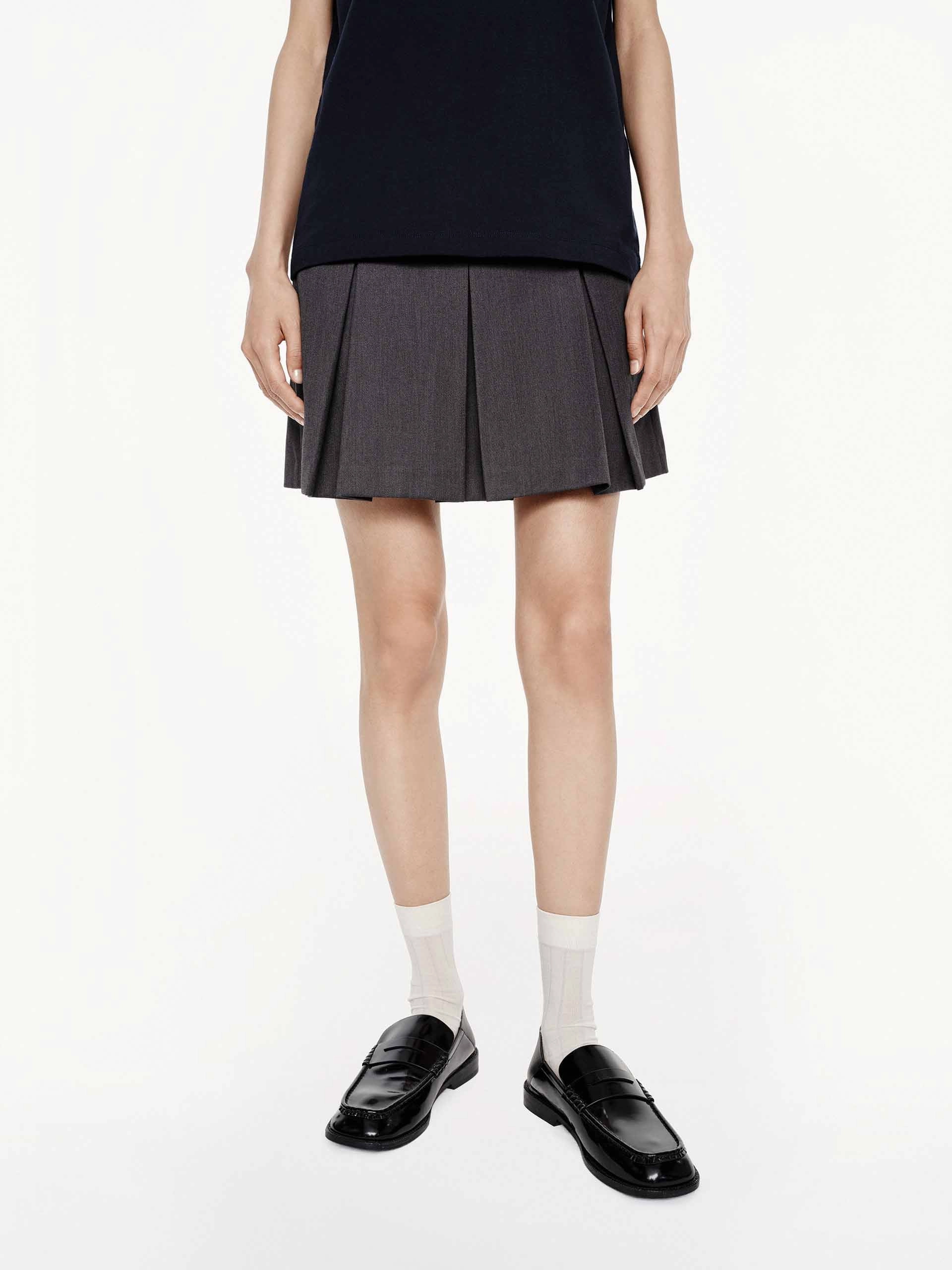 Comfort Flex soft fit Zipper Pleated Mini Skirt