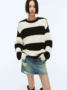 Distressed Detail Loose Sweater Grid Texture Fabric TonalStitching