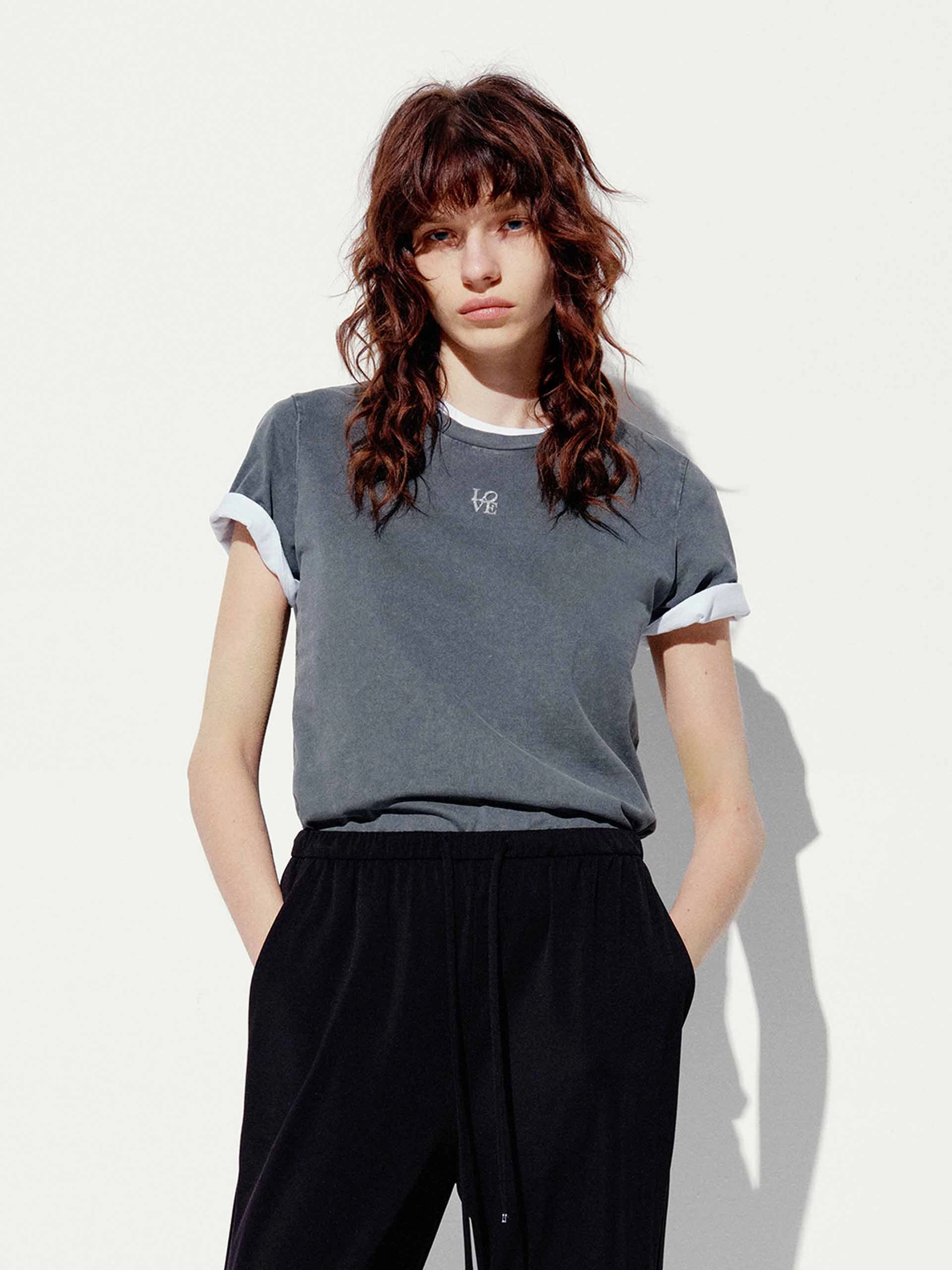 Day-to-Night Look LOVE Print Round Neck T-shirt