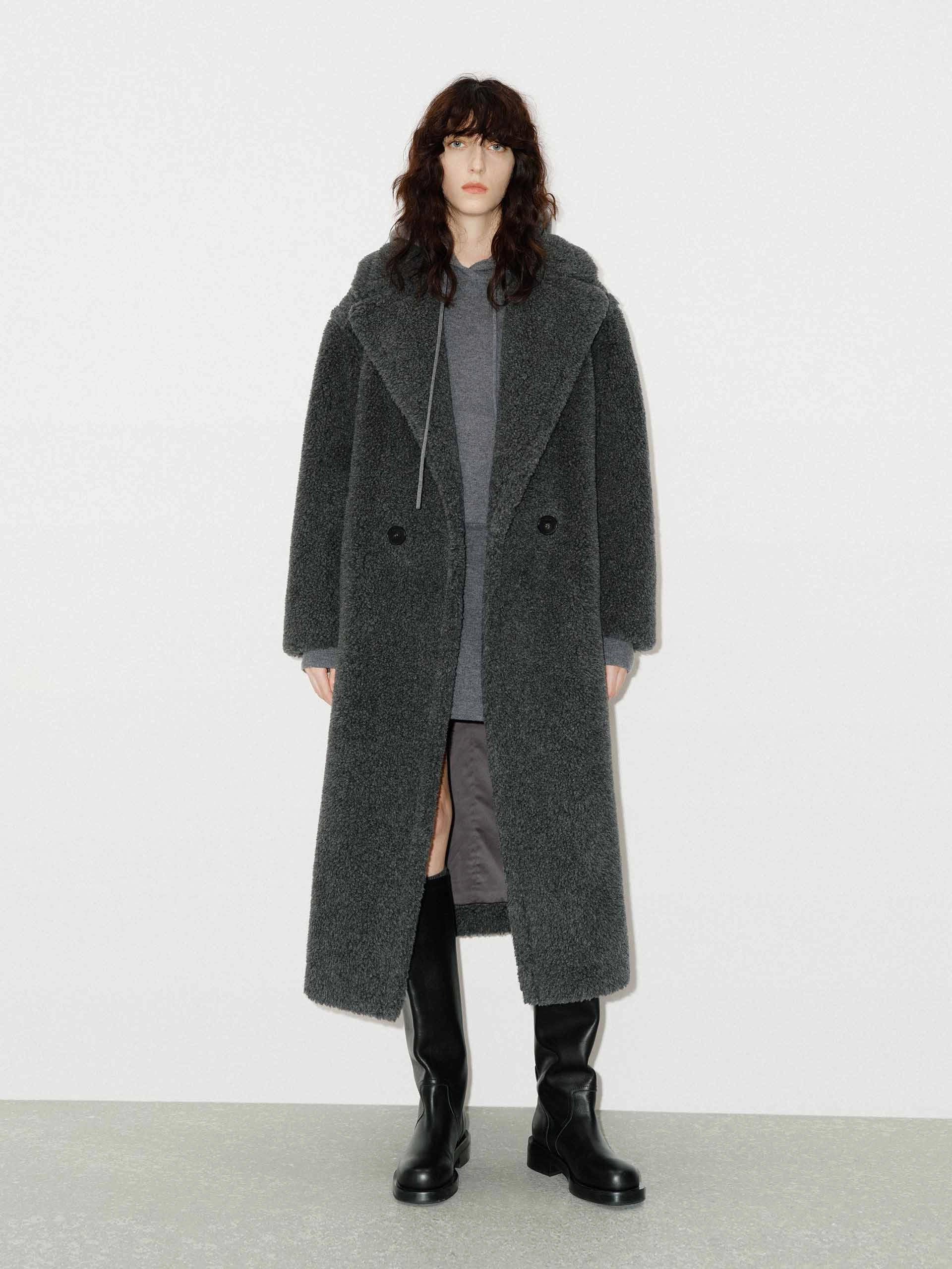 Non Iron Fabric Tech Shock Absorbent Padding Longline Teddy Coat