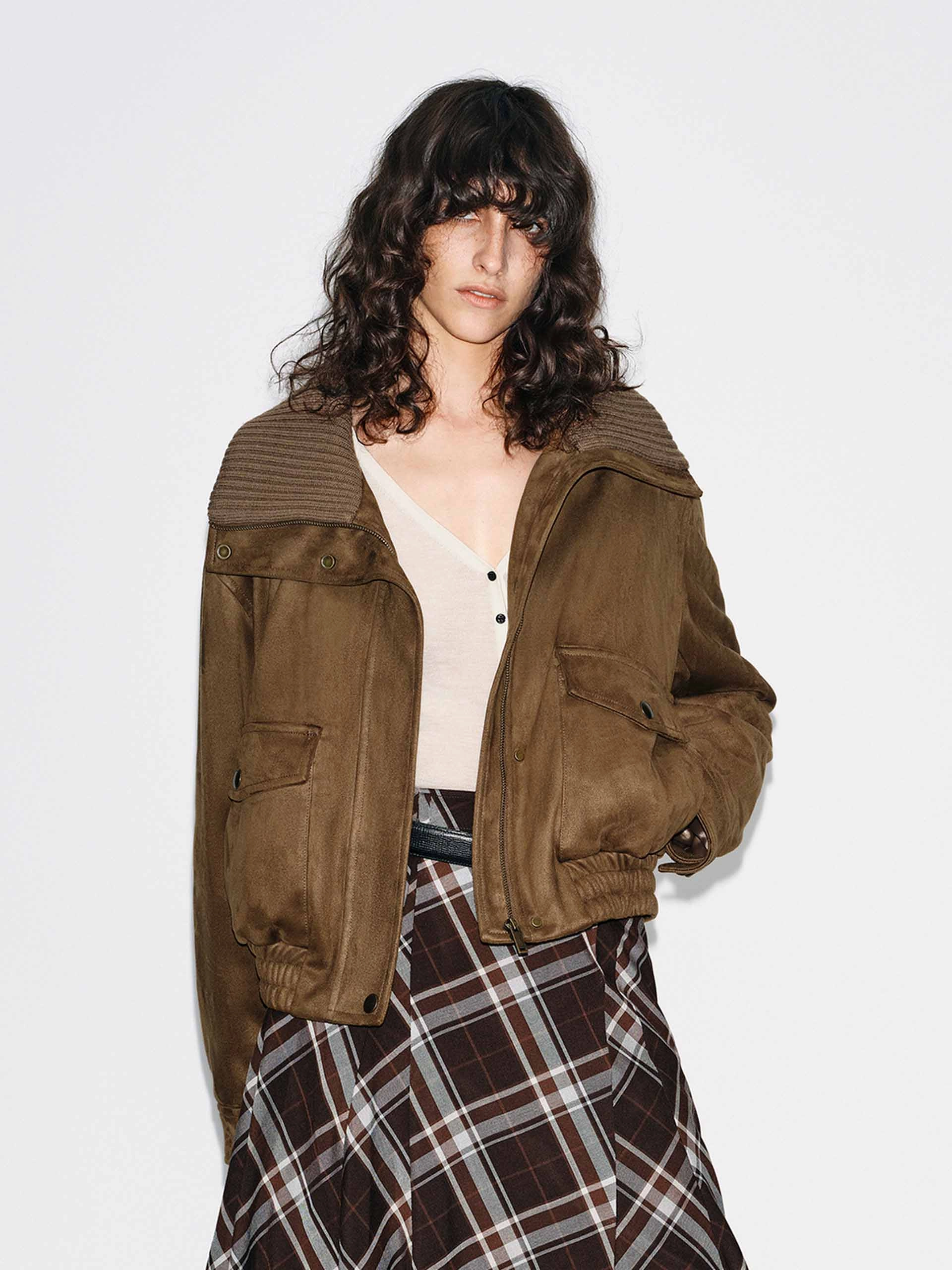 Cropped Zipper Down Jacket Snap Closure System