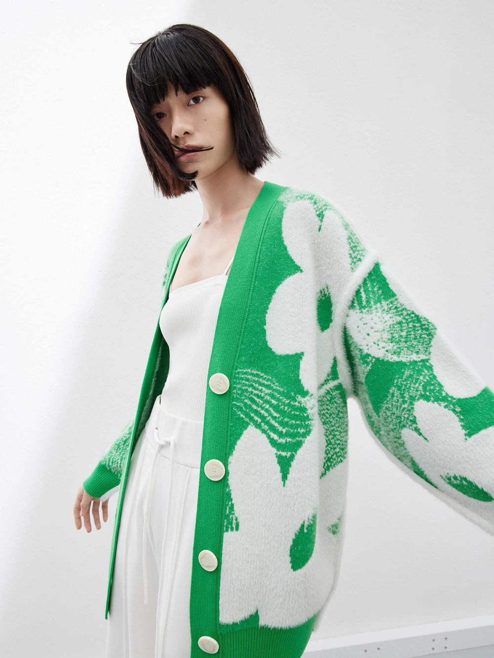 Oversize Floral Pattern Cardigan Ergonomic Shoulder Cut