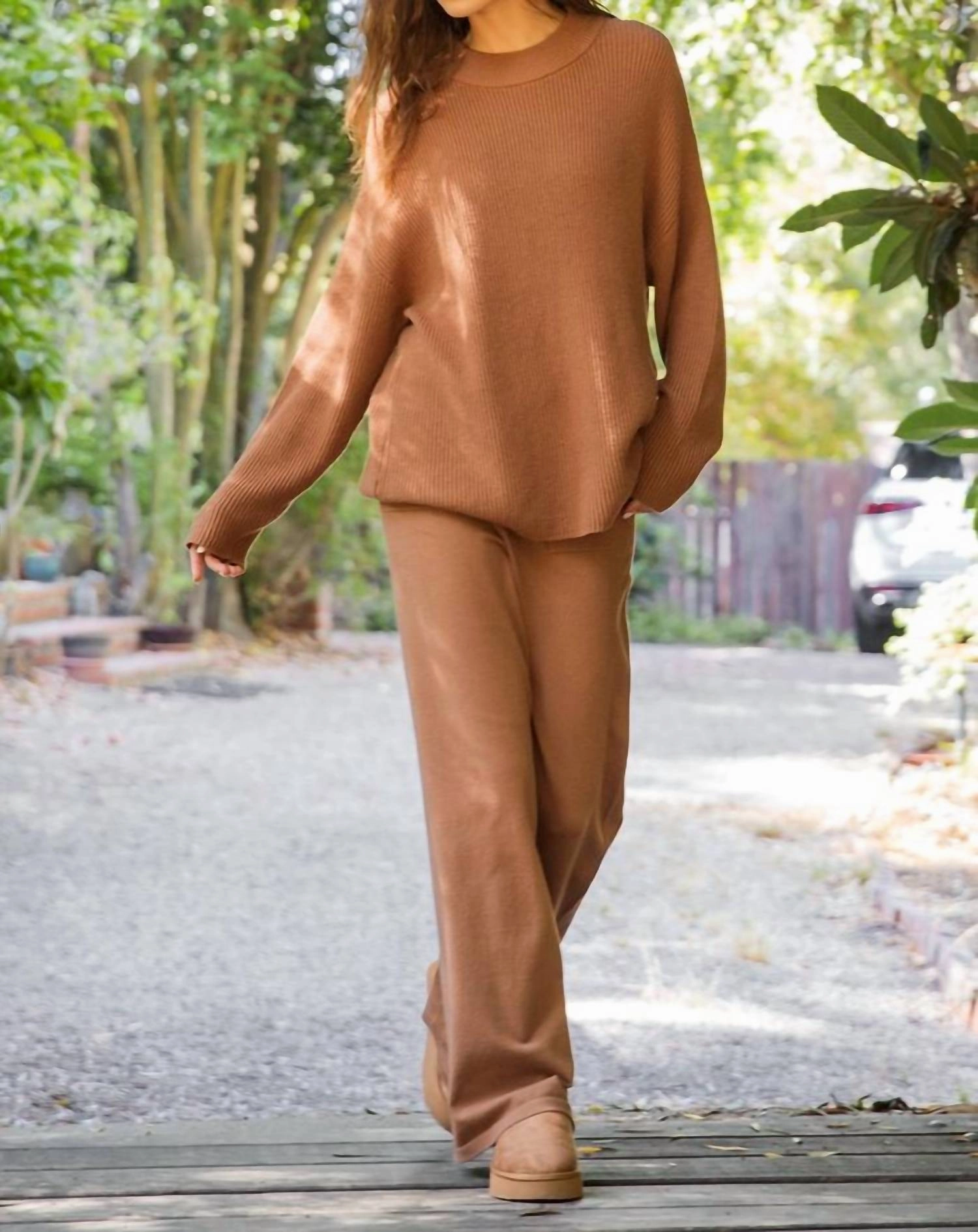 Comfy and Stylish Ventilated Underarm Design Basic Knit Sweater In Caramel