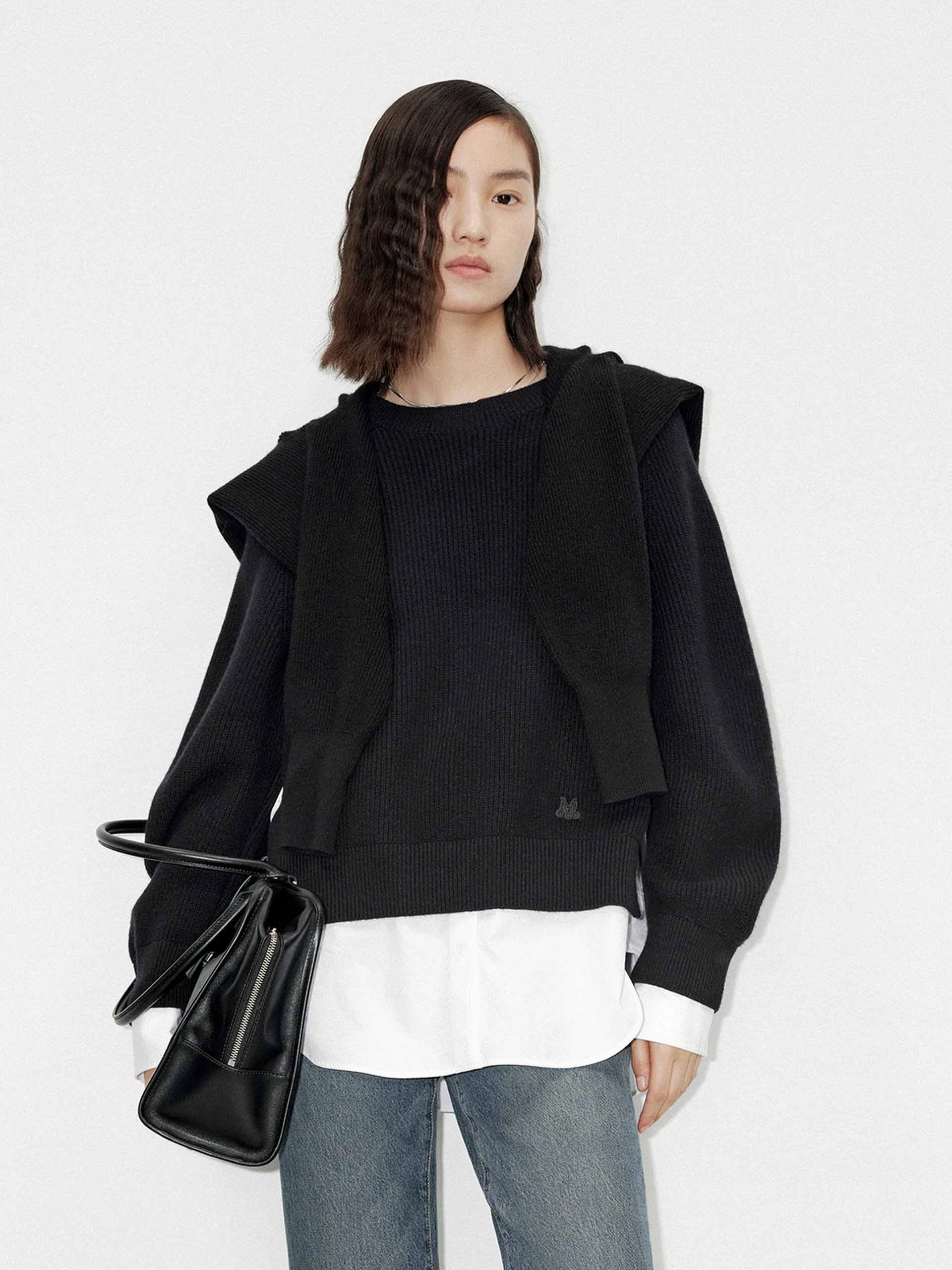 Paneled Detail Knit Sweater Hidden Storage Pocket Non Chafe Armholes